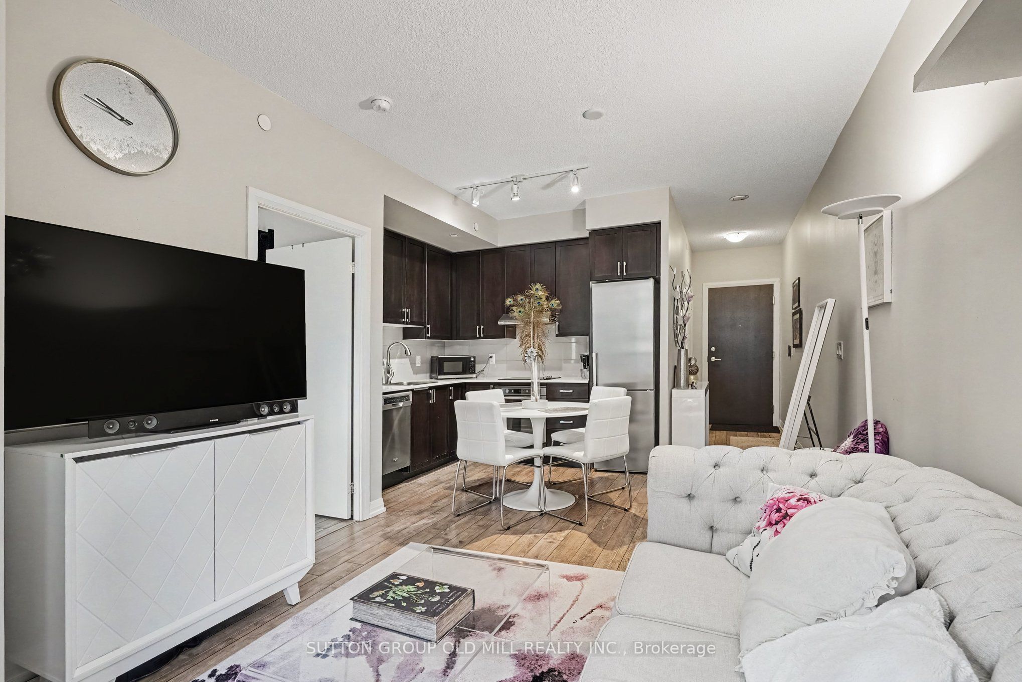 55 Ann O'reilly Road 404 Property Photo 5