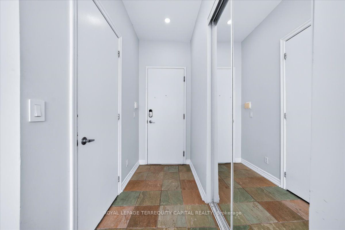 797 Don Mills Road 1501 Property Photo 15