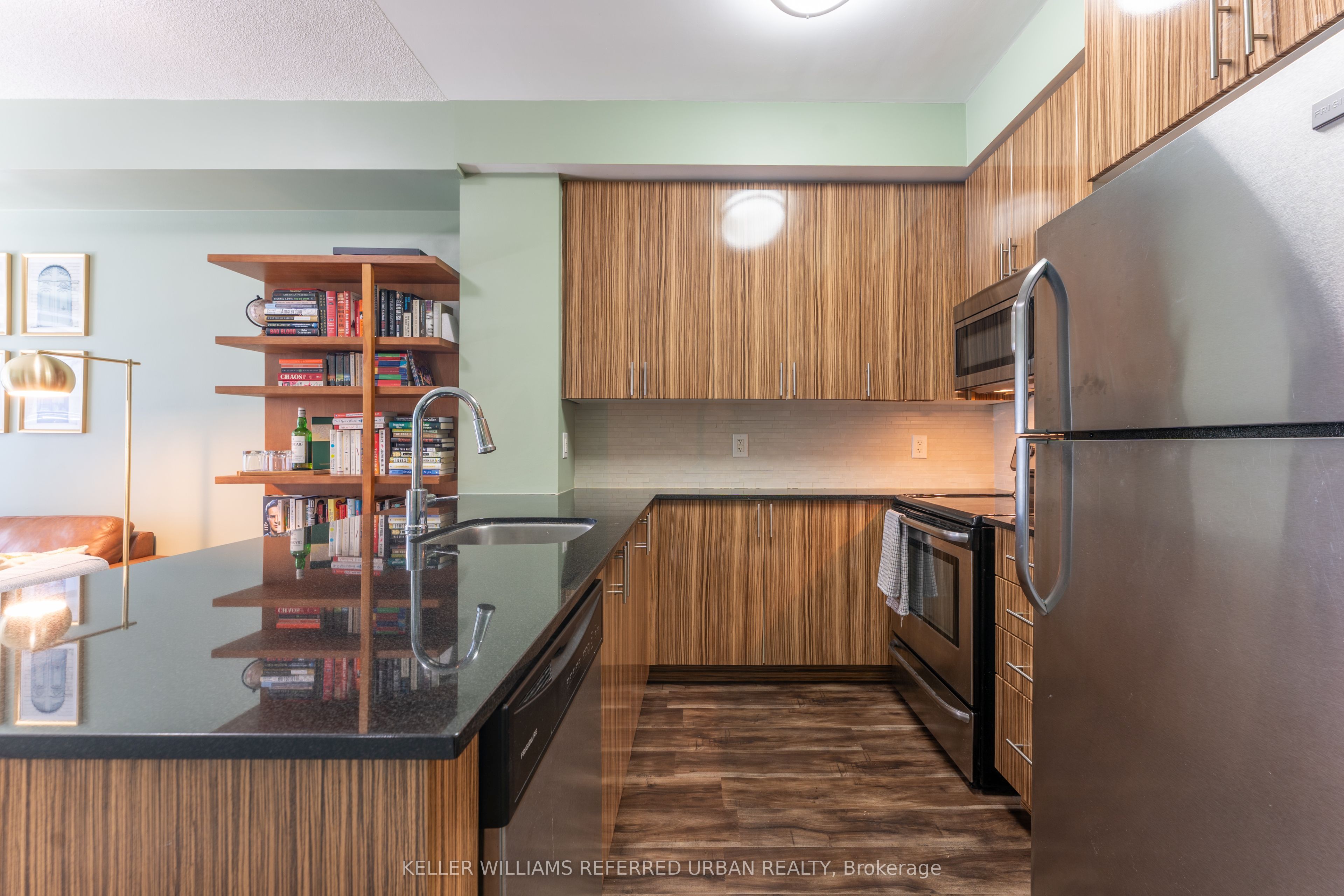 225 Sackville Street 507 Property Photo 2