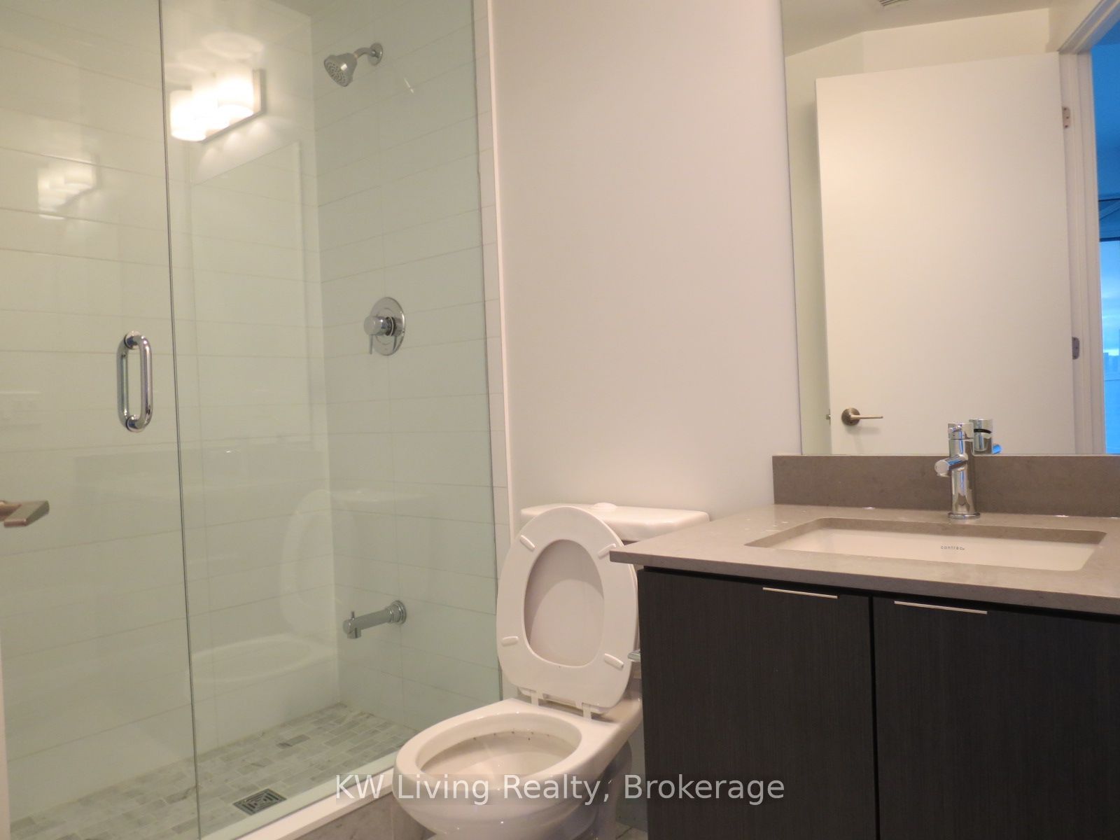 50 Bruyeres Mews 1105 Property Photo 14