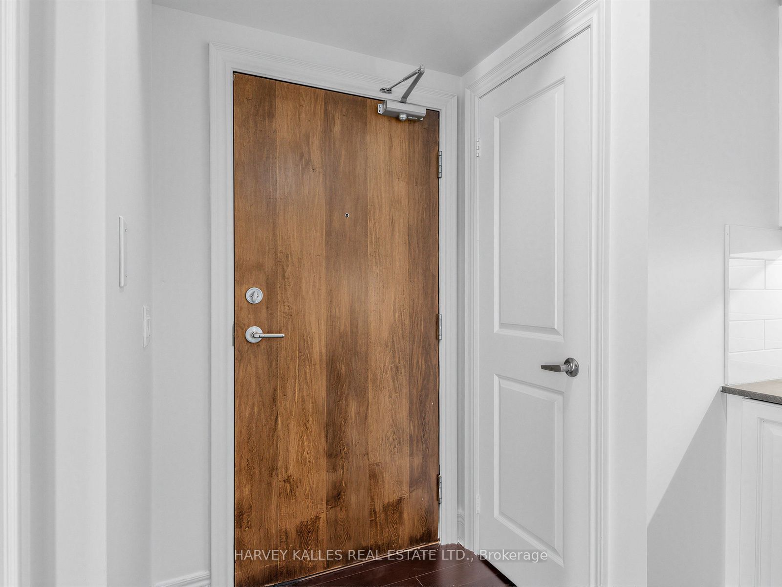 701 Sheppard Avenue 217 Property Photo 1