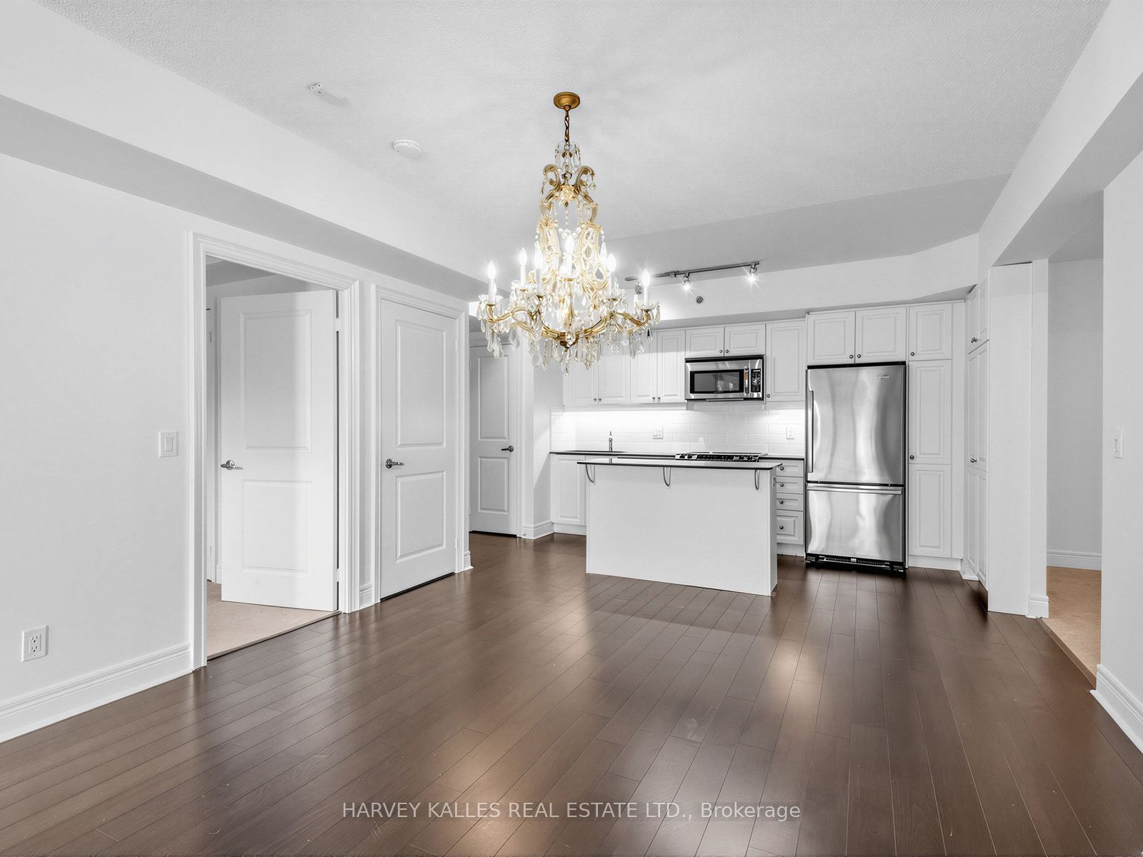 701 Sheppard Avenue 217 Property Photo 8