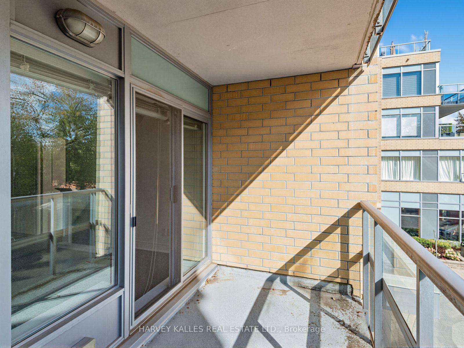 701 Sheppard Avenue 217 Property Photo 27