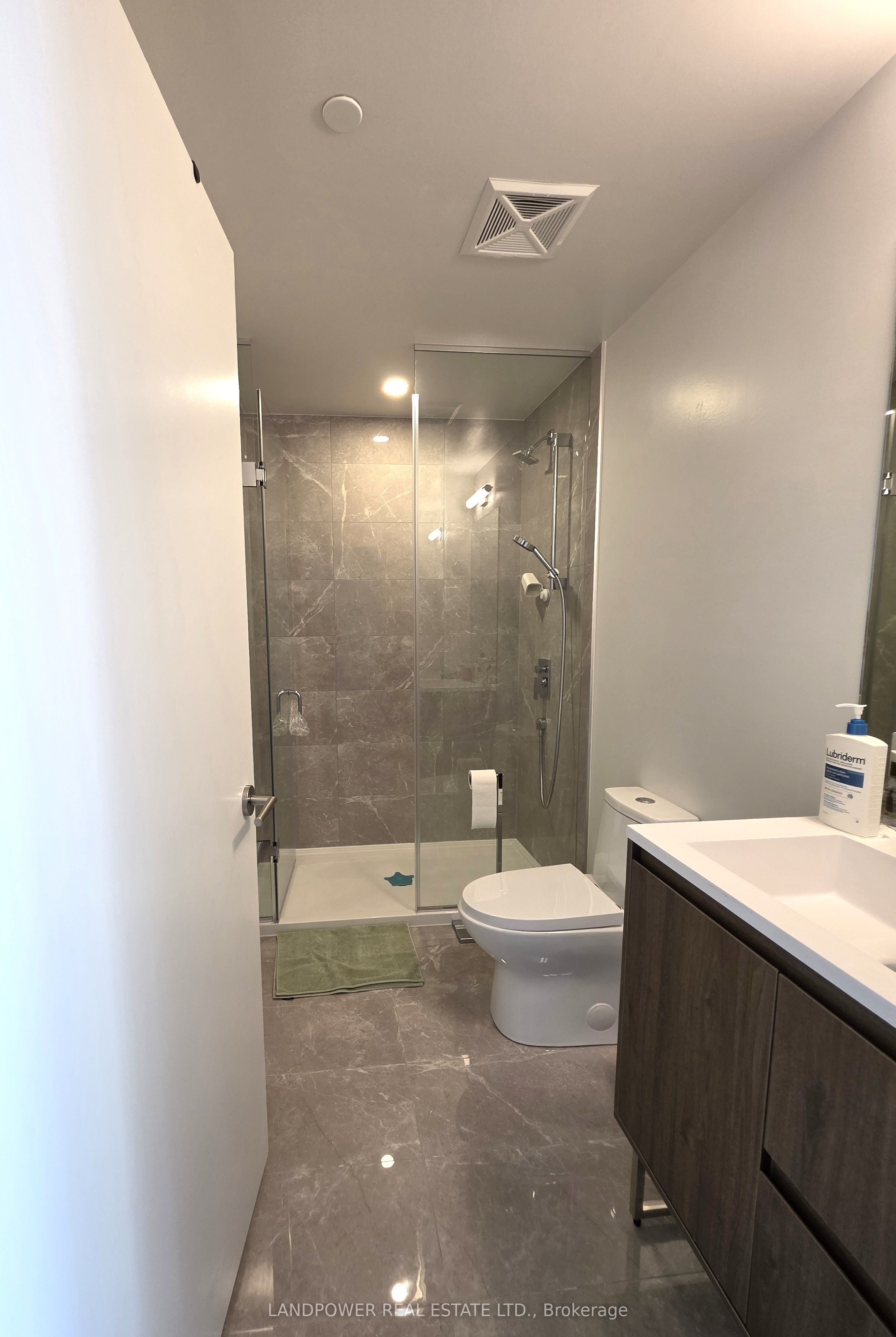 1 Kyle Lowry Road 622 Property Photo 14