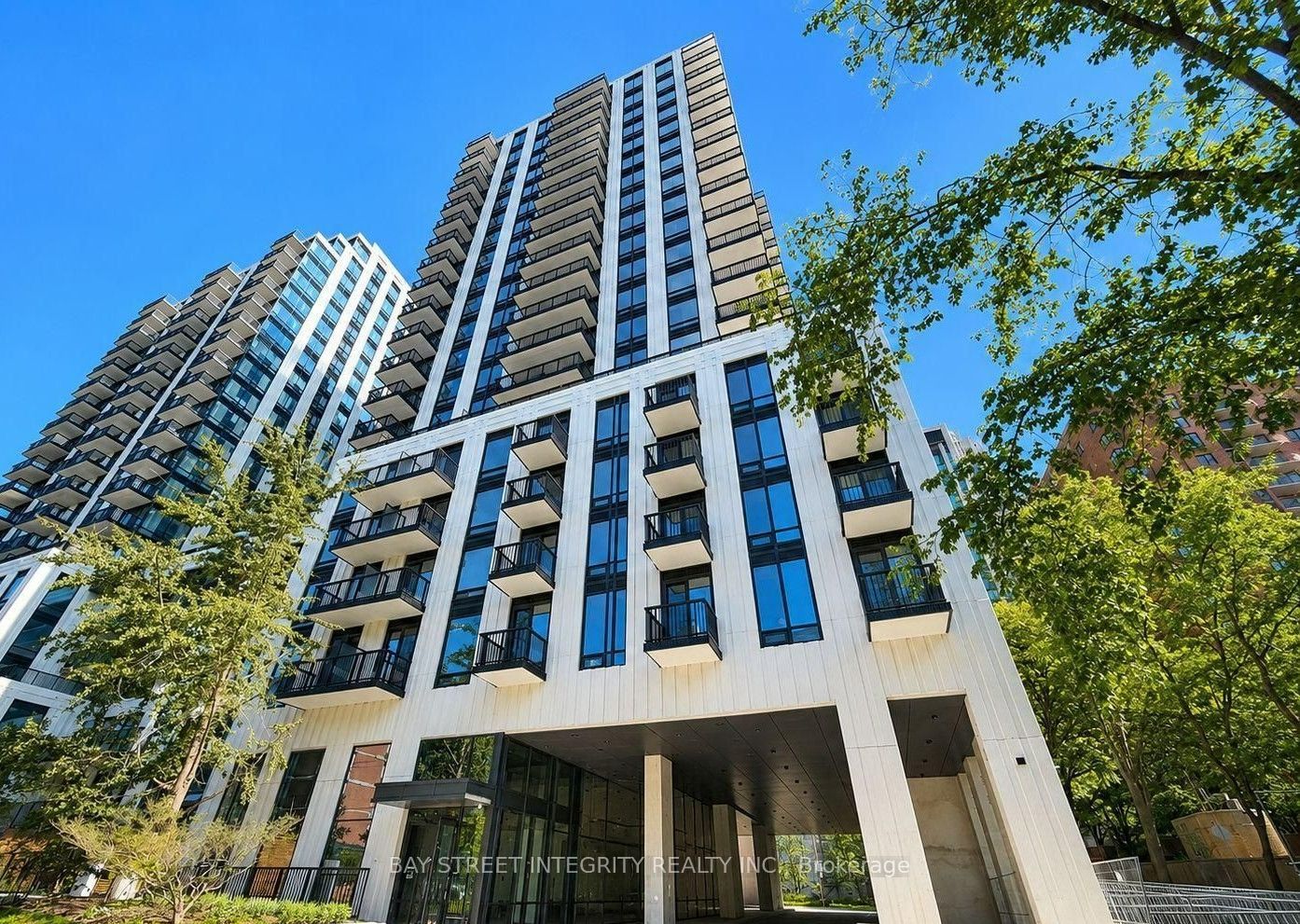 91 Montclair Avenue 2106 Property Photo 1