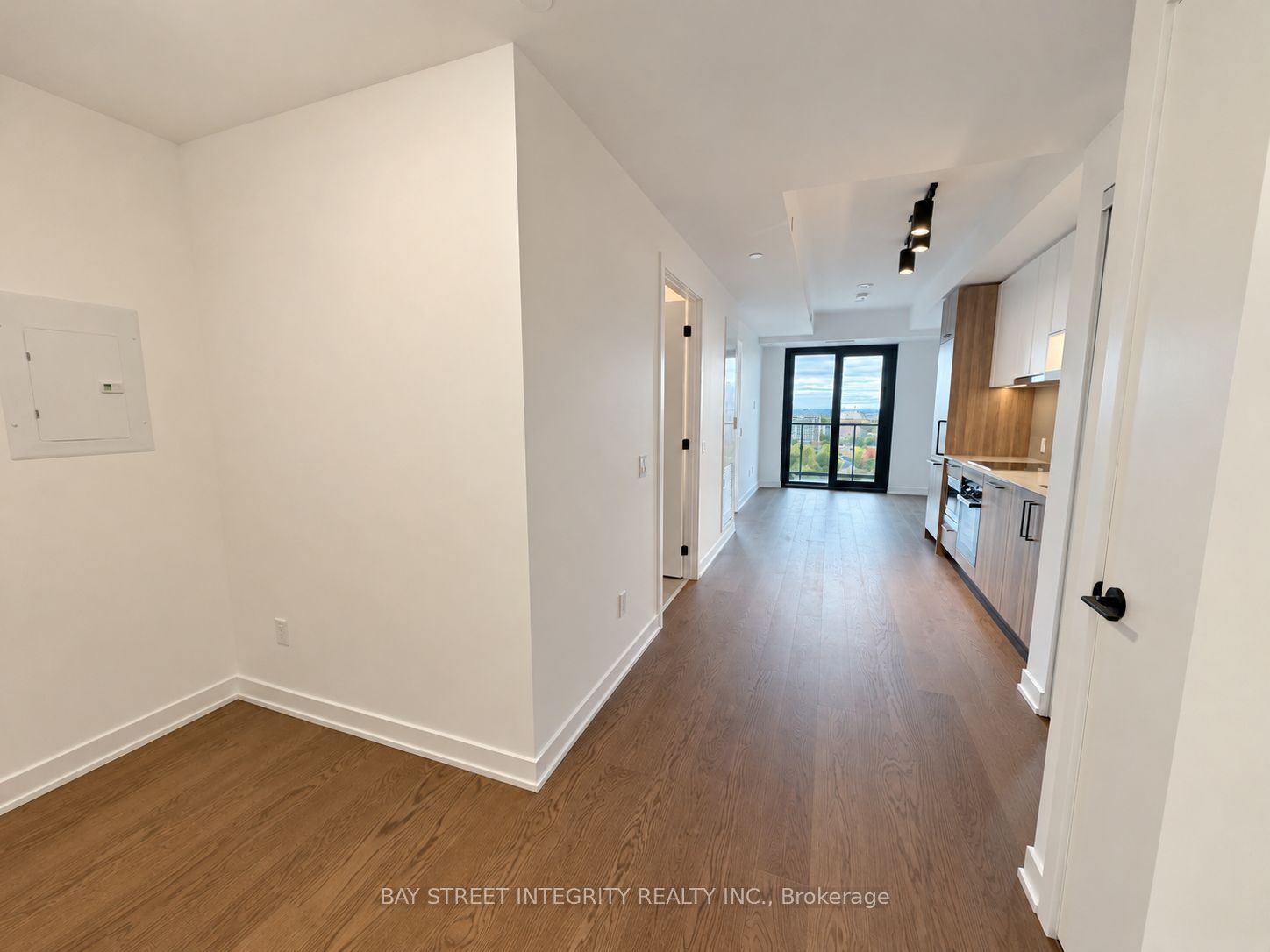 91 Montclair Avenue 2106 Property Photo 9