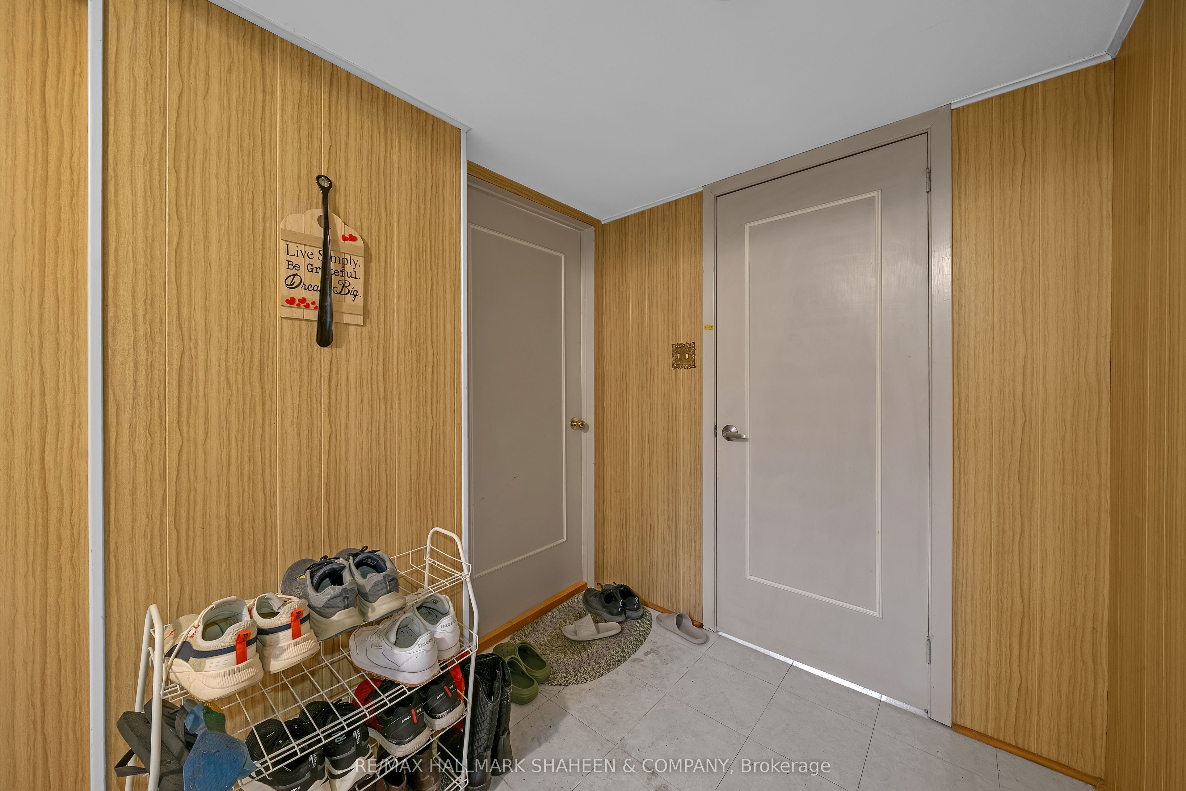 386 Ellerslie Avenue Bsmnt A Property Photo 3