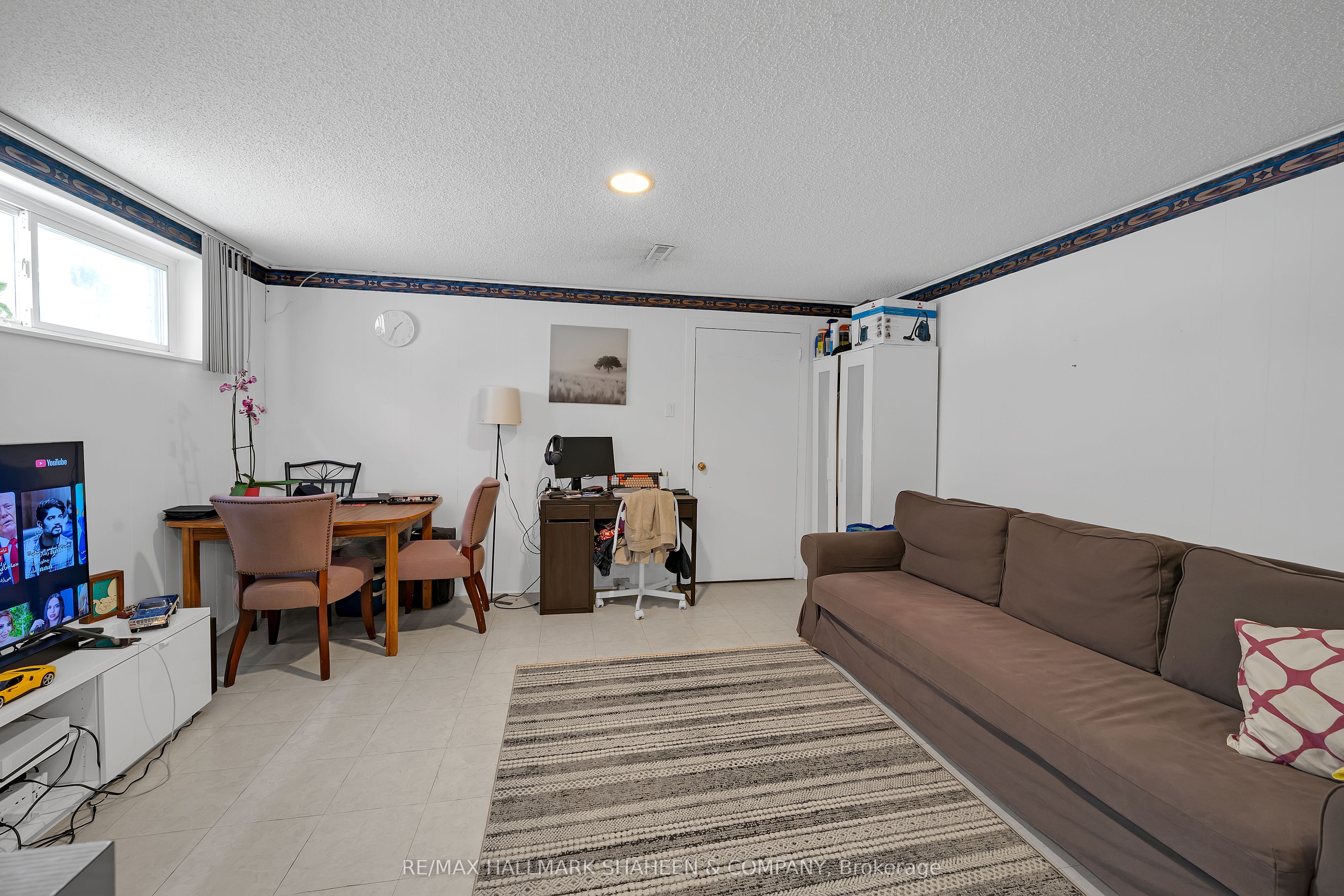386 Ellerslie Avenue Bsmnt A Property Photo 7
