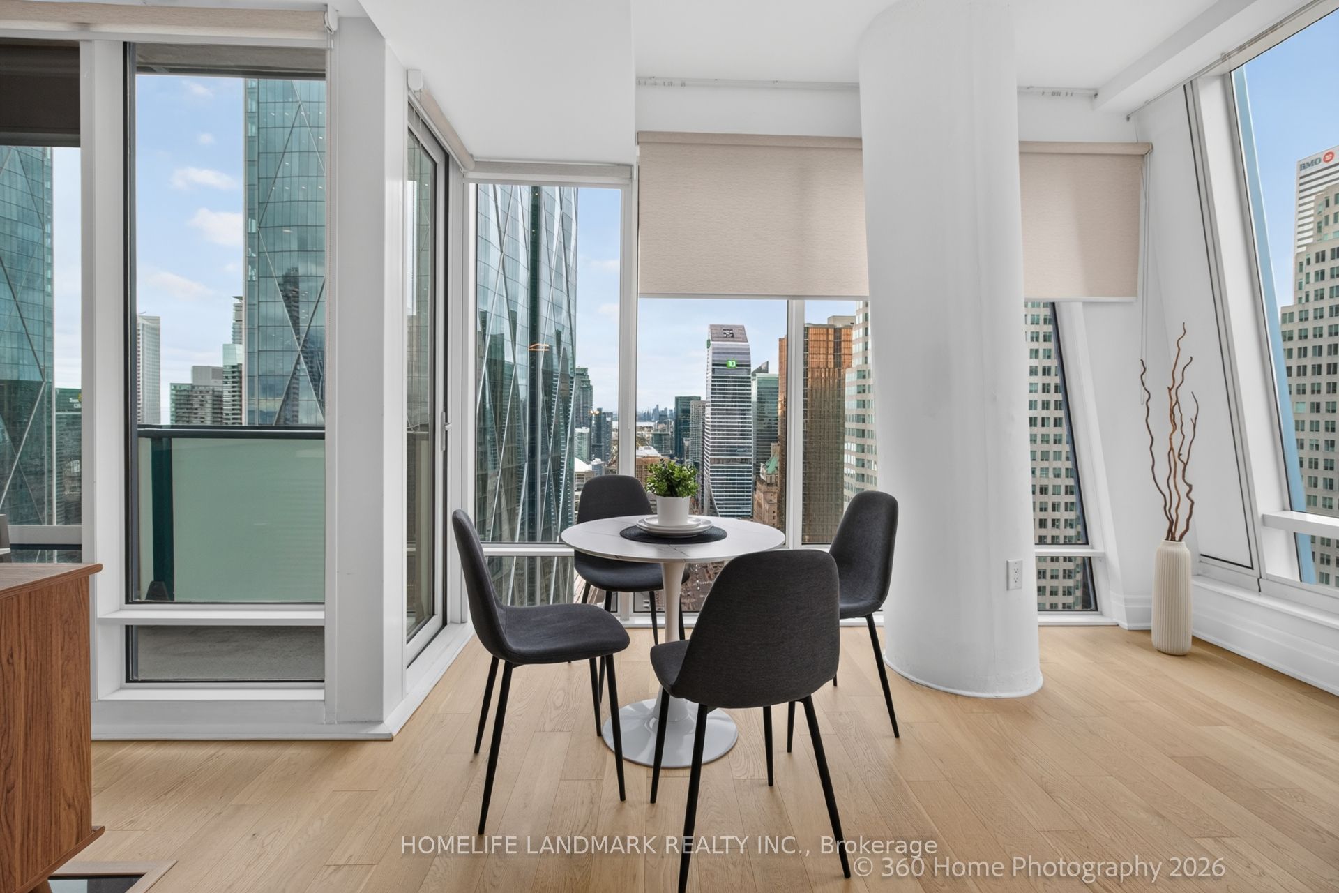 8 The Esplanade 4804 Property Photo 10