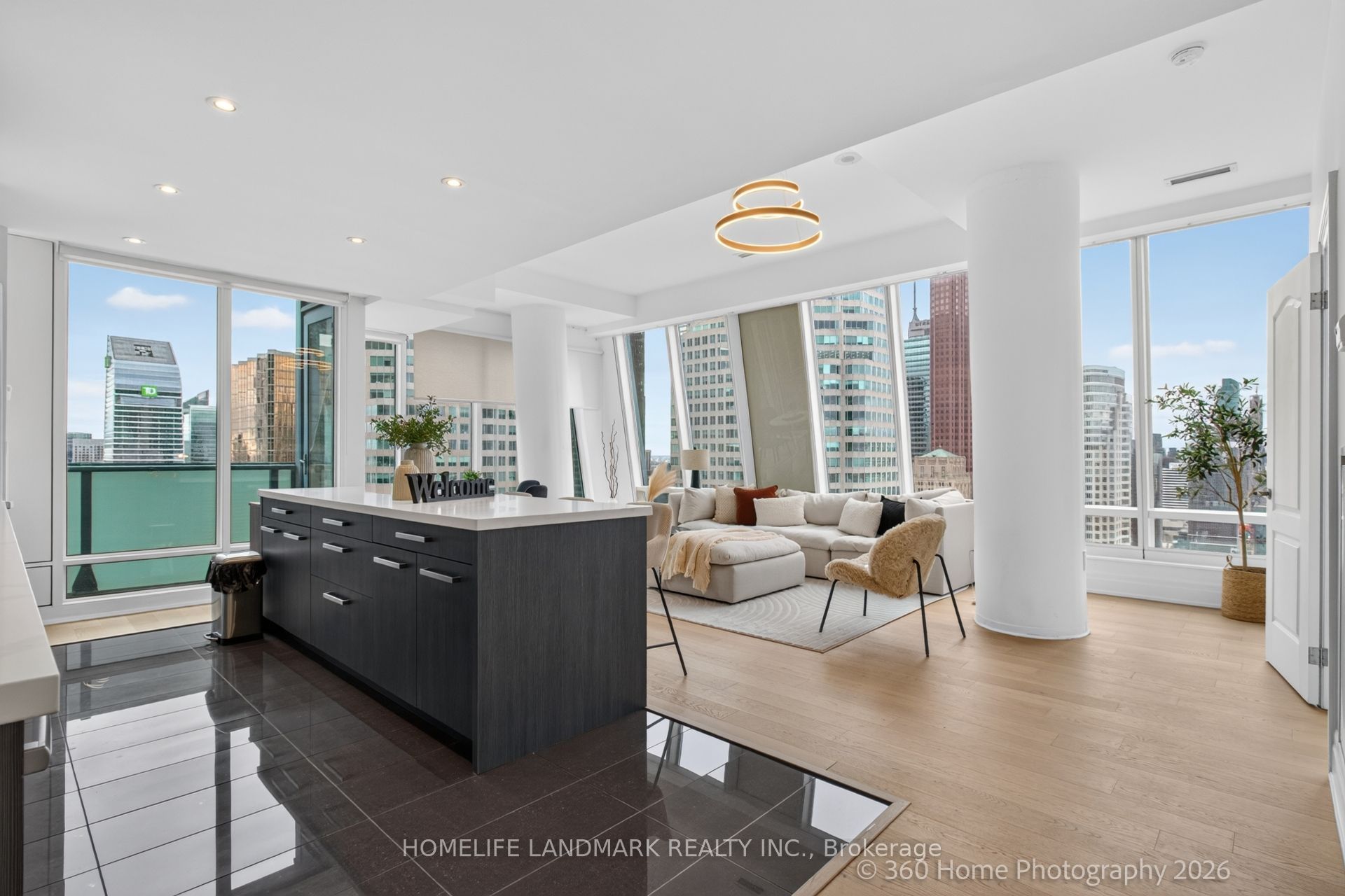 8 The Esplanade 4804 Property Photo 11