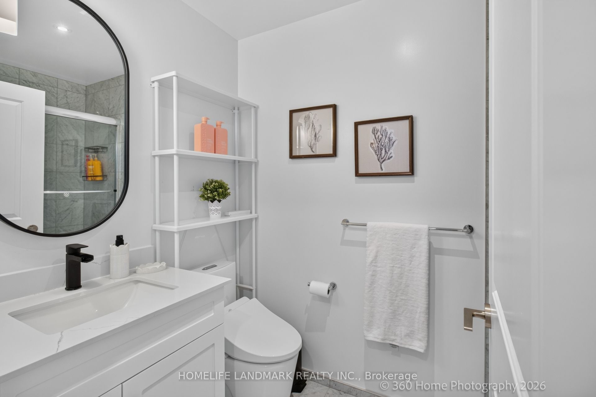 8 The Esplanade 4804 Property Photo 17