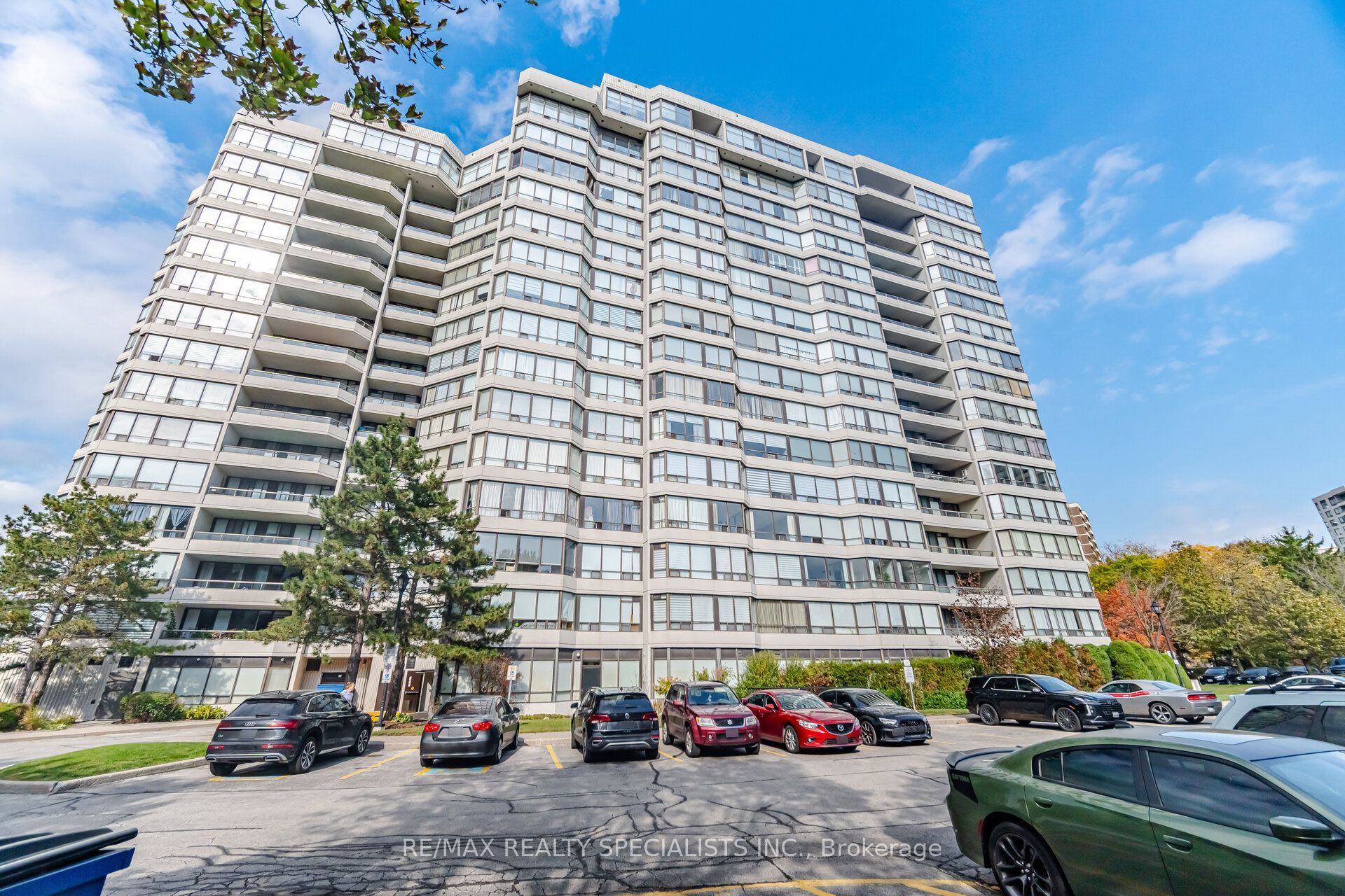 1131 Steeles Avenue W 306 Property Photo 2
