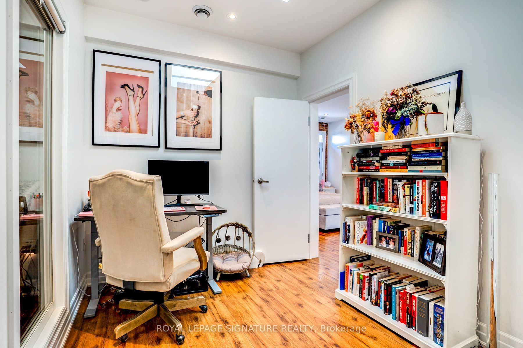 753-755 Richmond Street W Property Photo 12