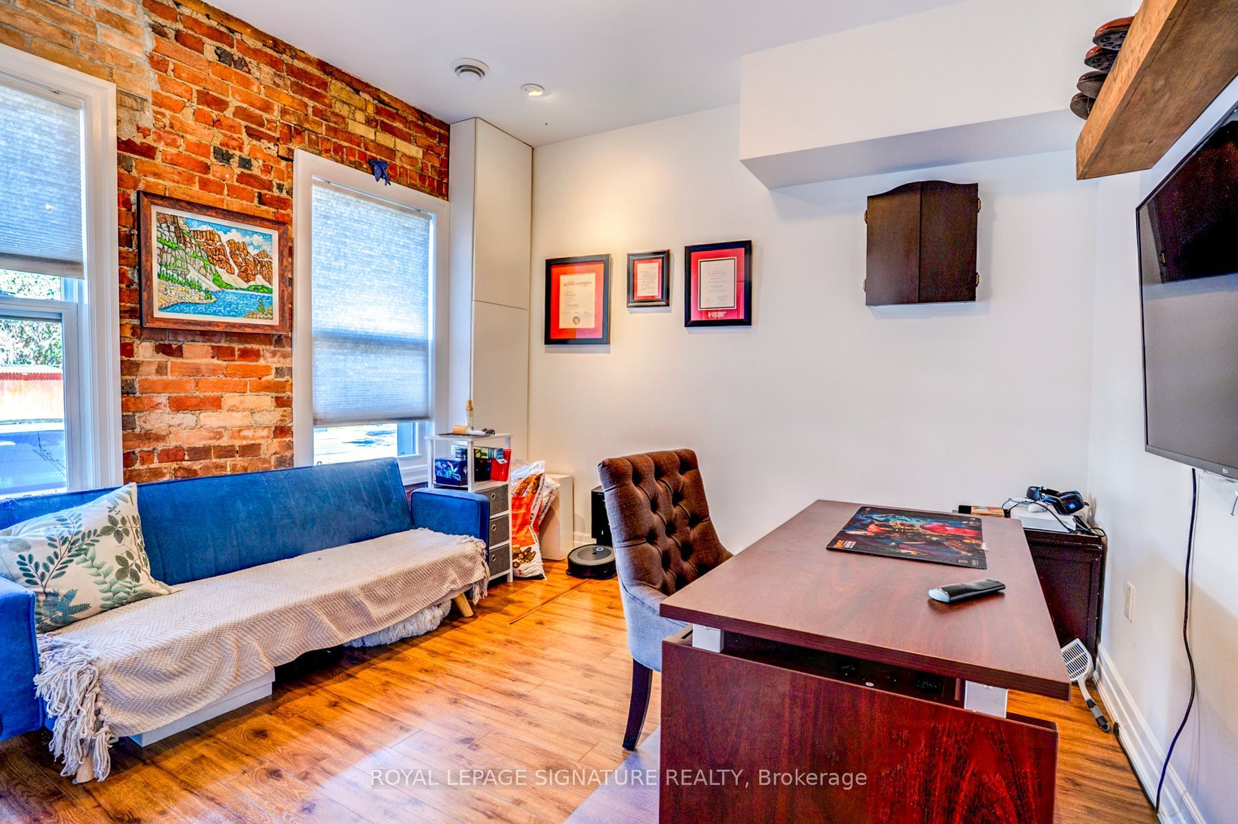 753-755 Richmond Street W Property Photo 13