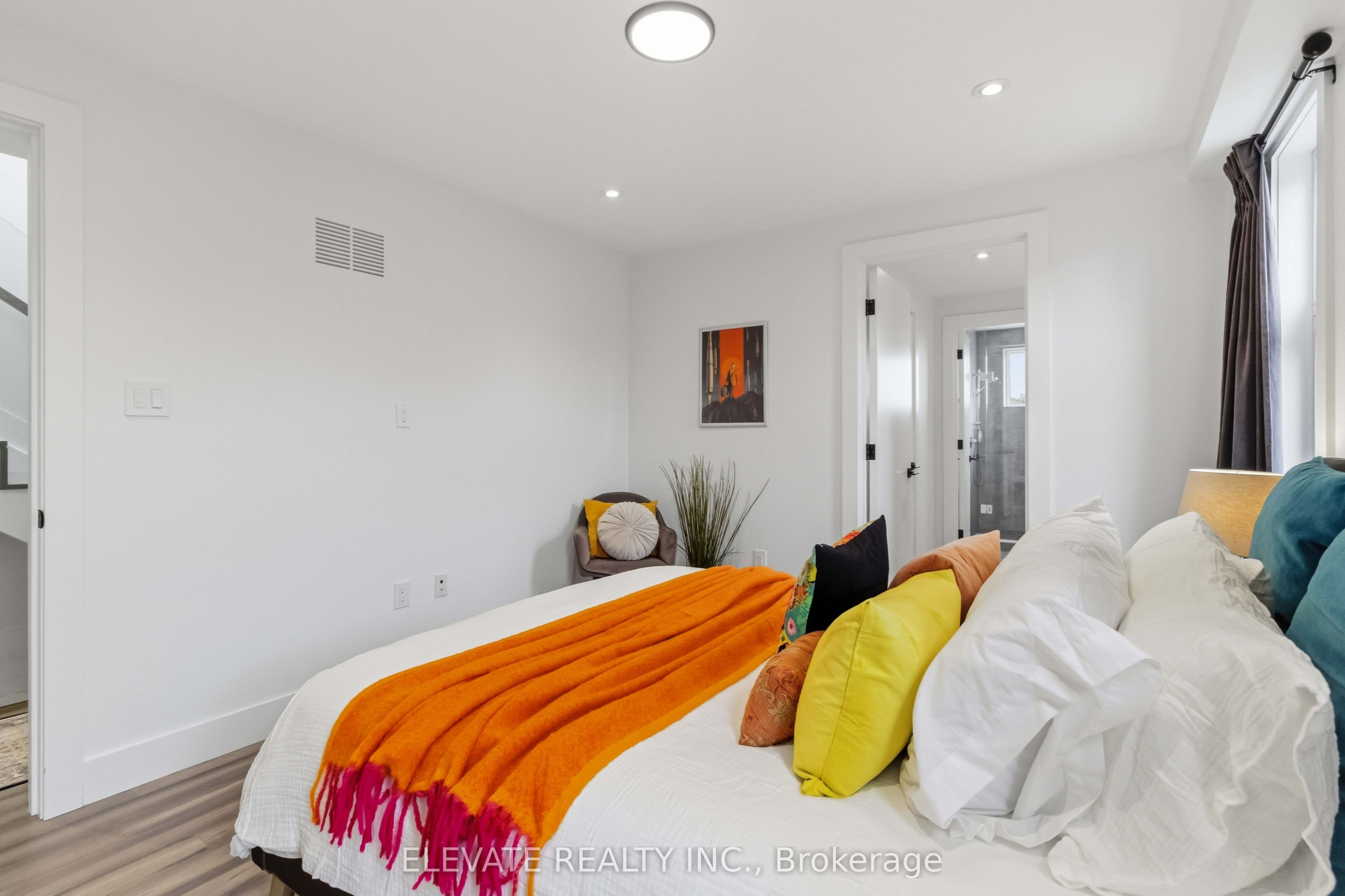 185 Cedric Avenue Property Photo 17
