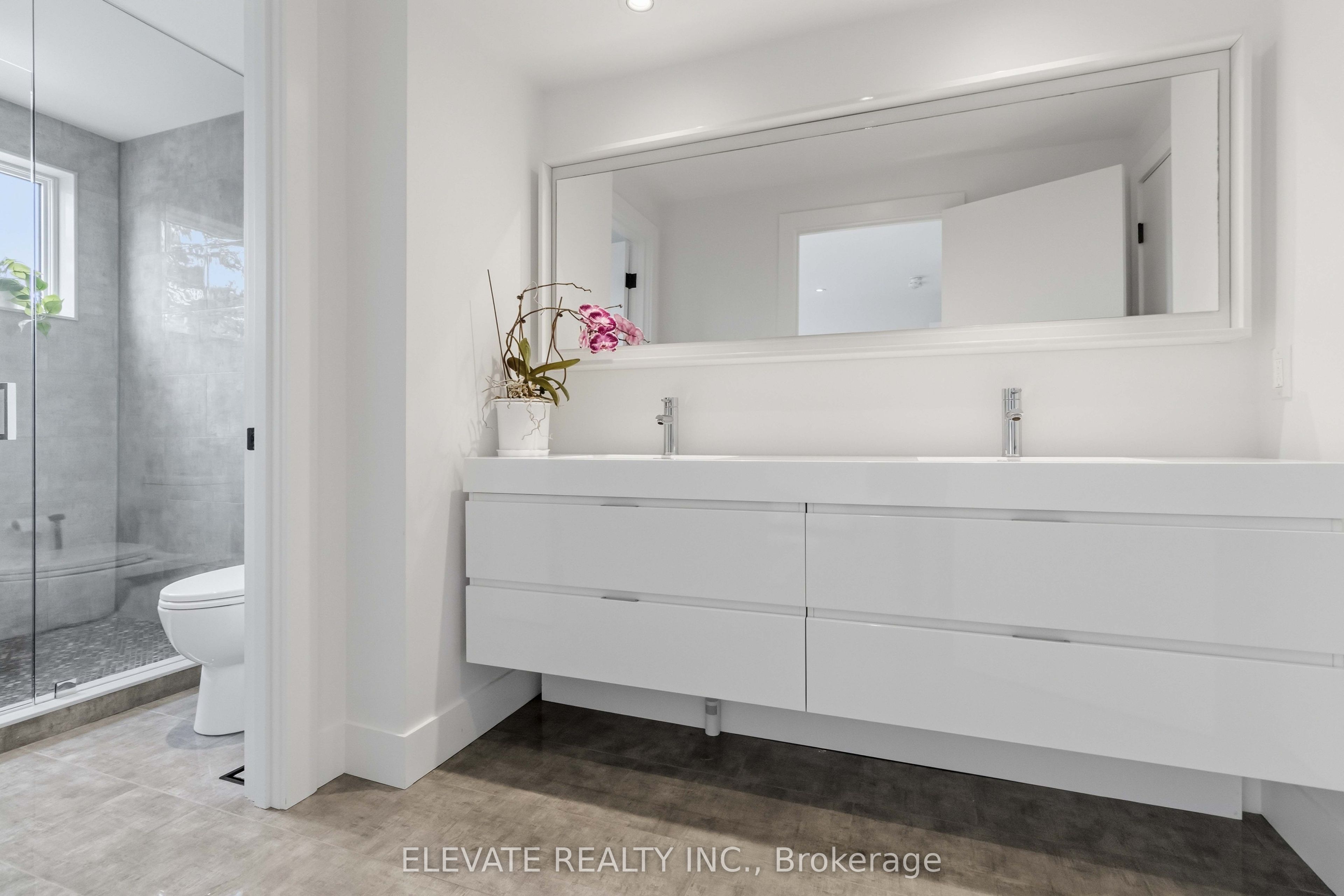 185 Cedric Avenue Property Photo 24