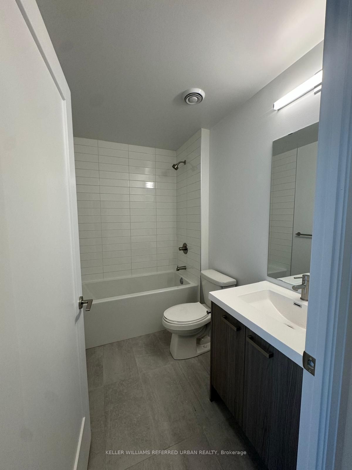 20 Soudan Avenue 2204 Property Photo 4