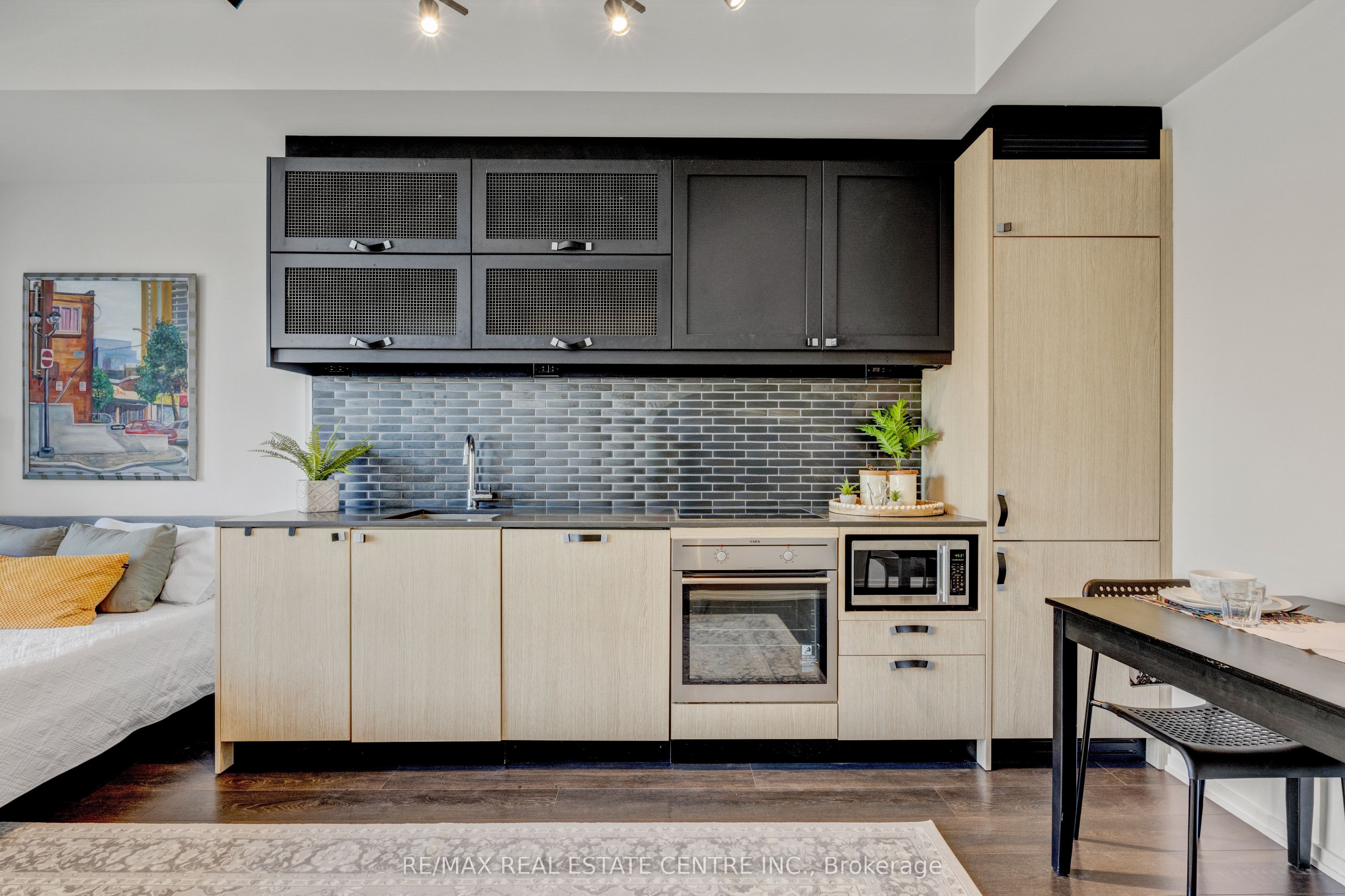 783 Bathurst Street 308 Property Photo 11