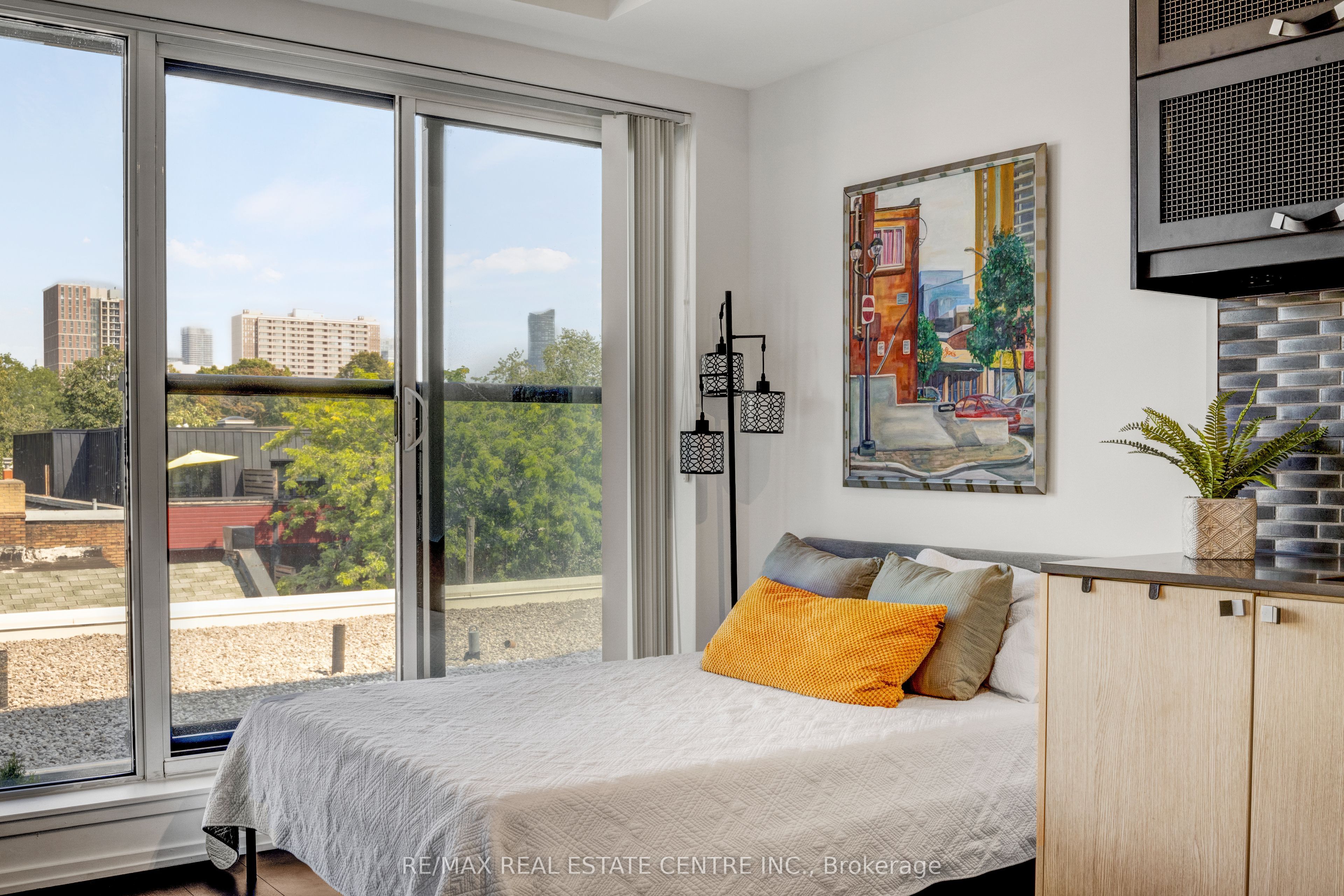 783 Bathurst Street 308 Property Photo 14