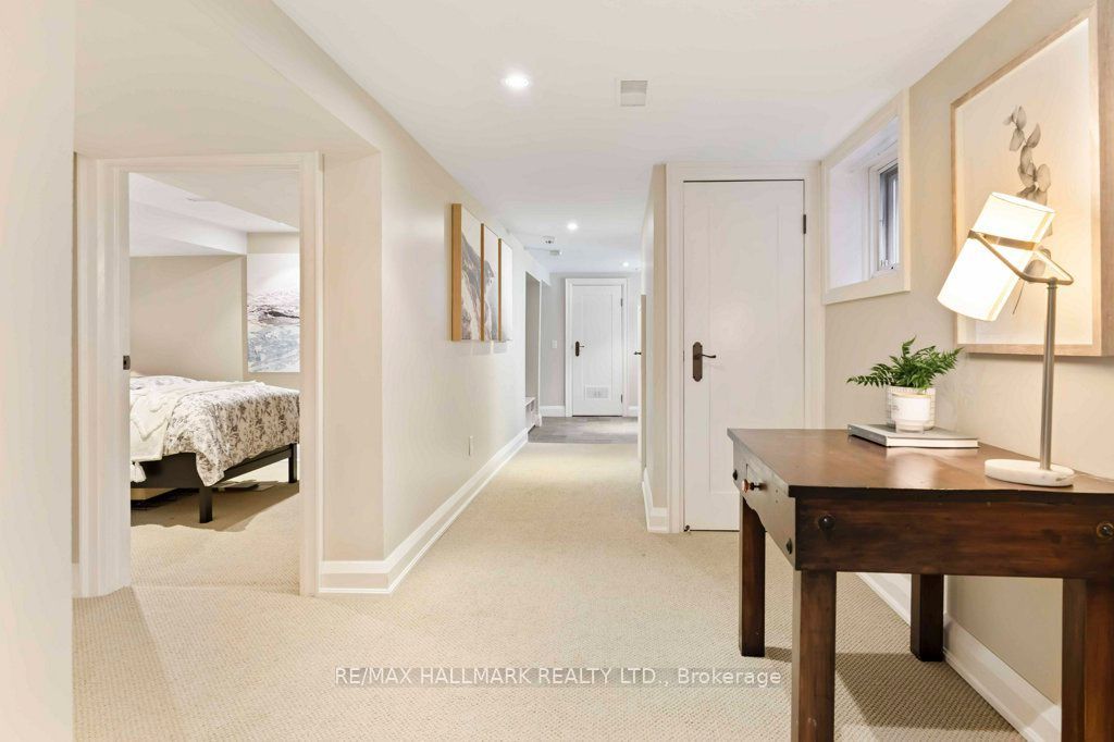 29 Standish Avenue Property Photo 33