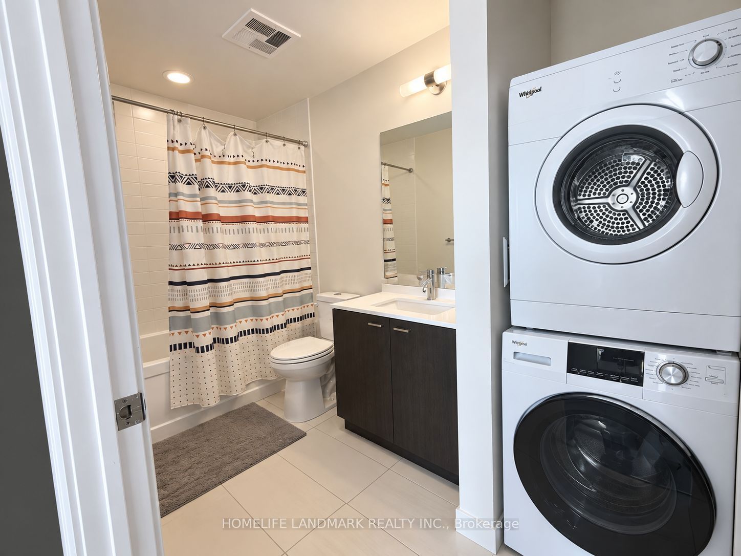 30 Roehampton Avenue 3404 Property Photo 6
