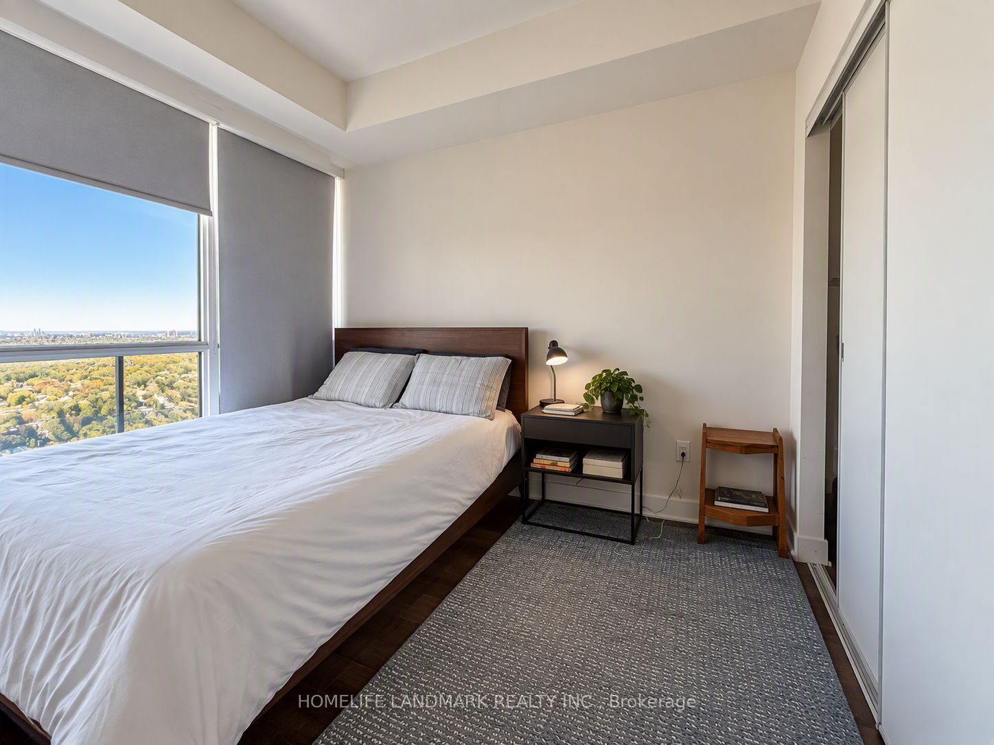 30 Roehampton Avenue 3404 Property Photo 8