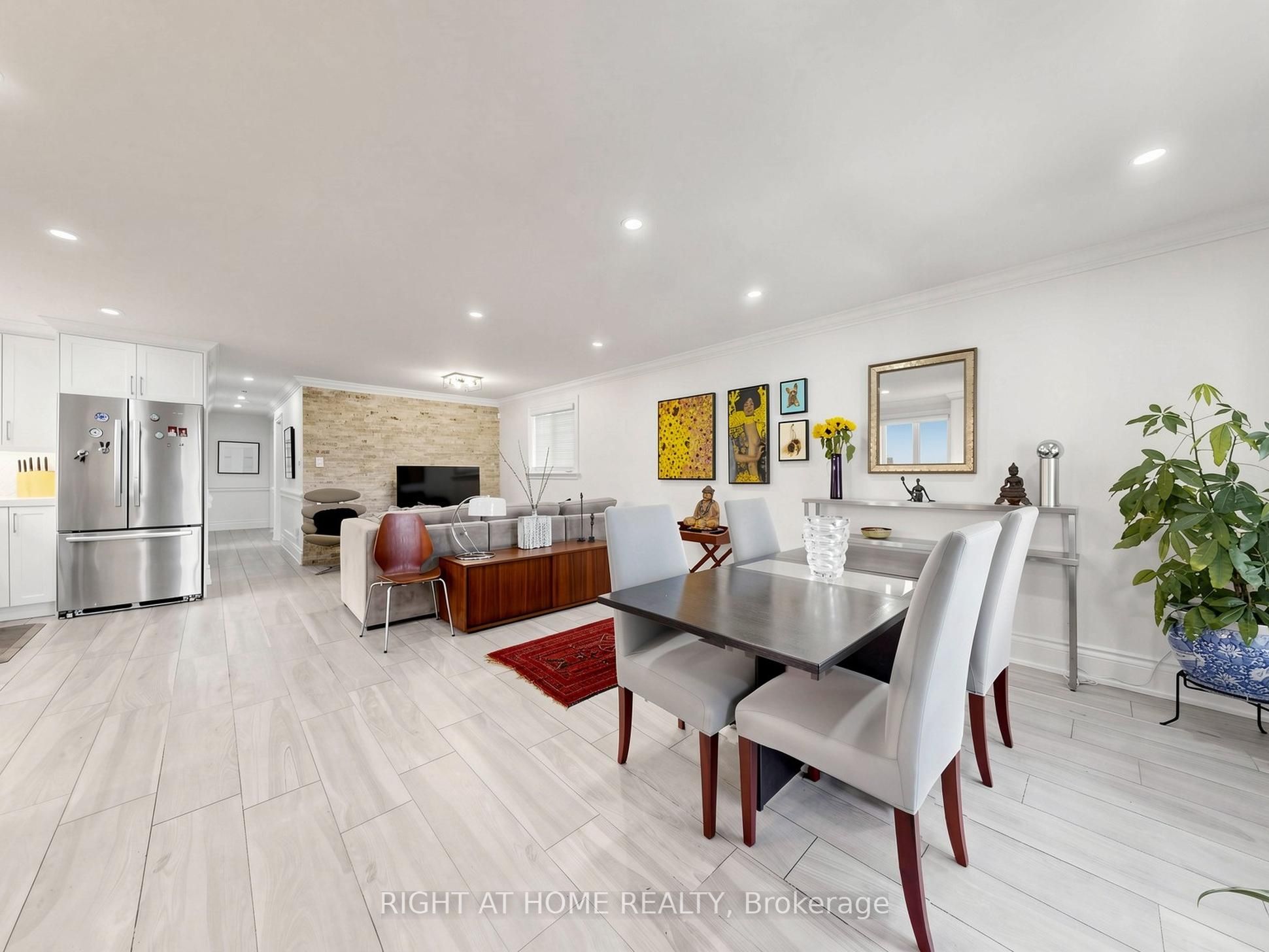 497 Northcliffe Boulevard Property Photo 10