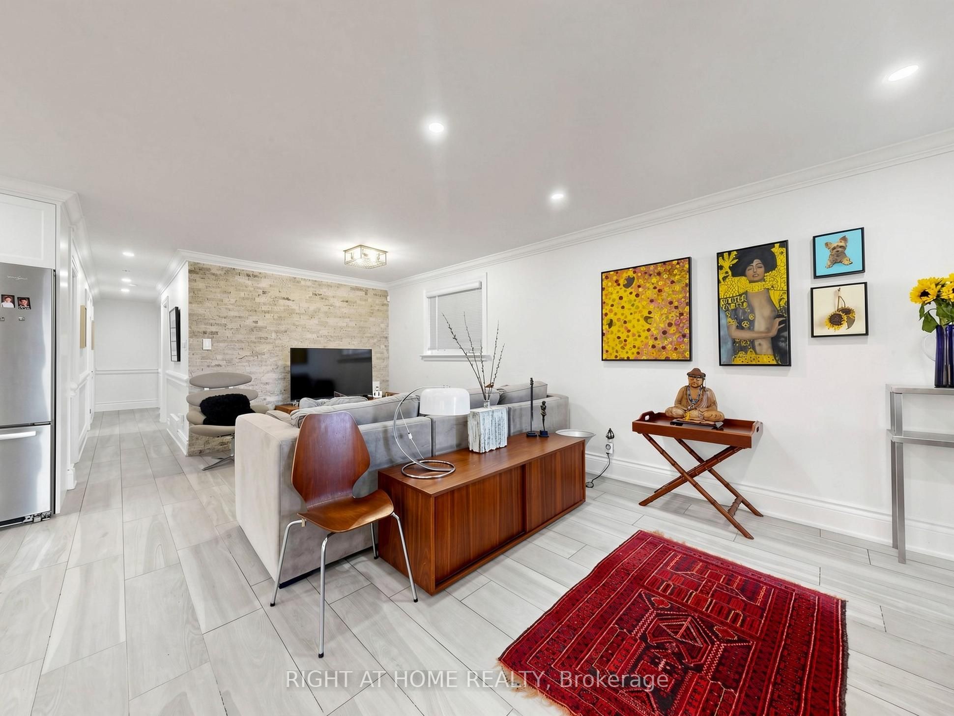 497 Northcliffe Boulevard Property Photo 12