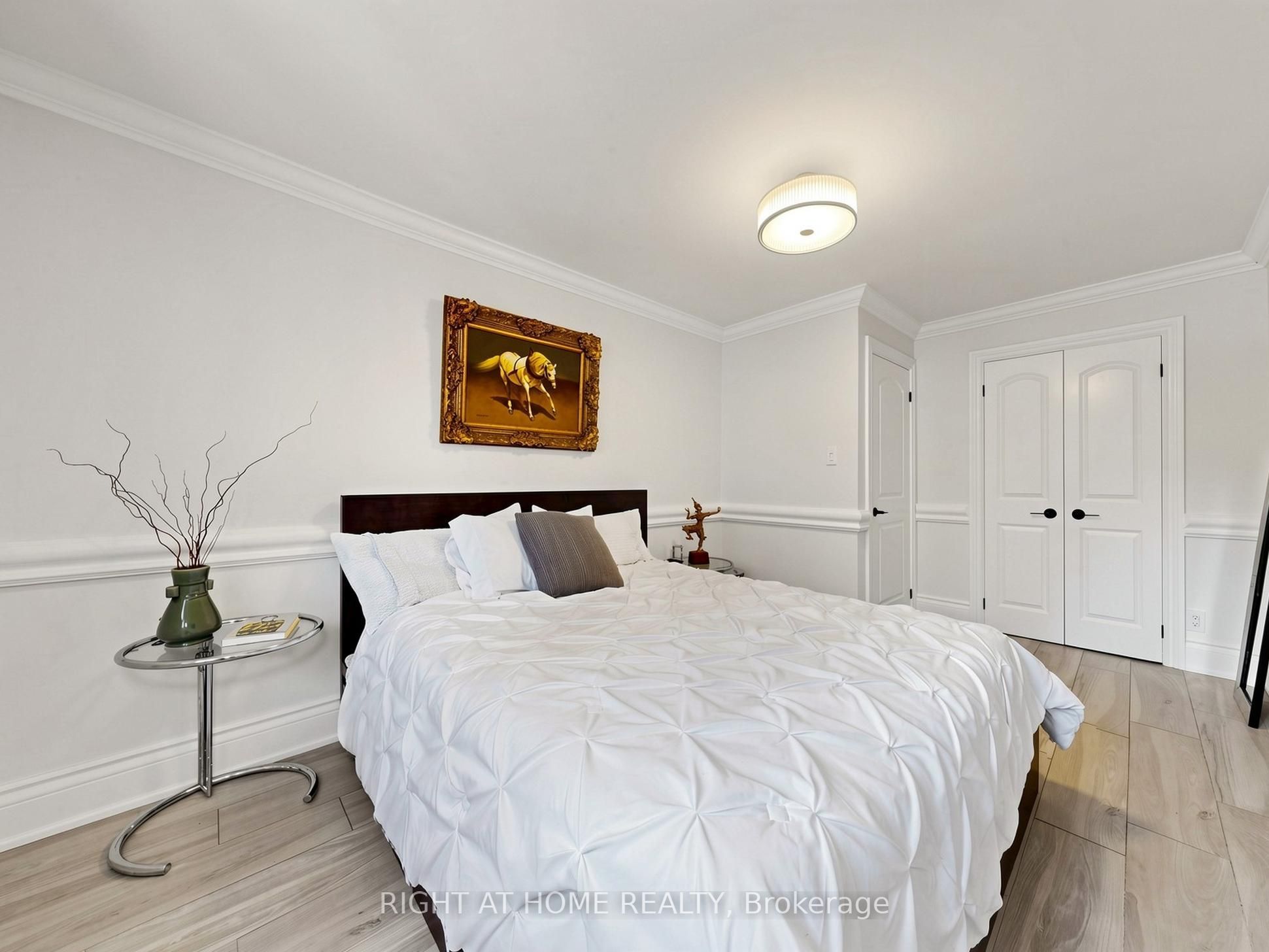 497 Northcliffe Boulevard Property Photo 15