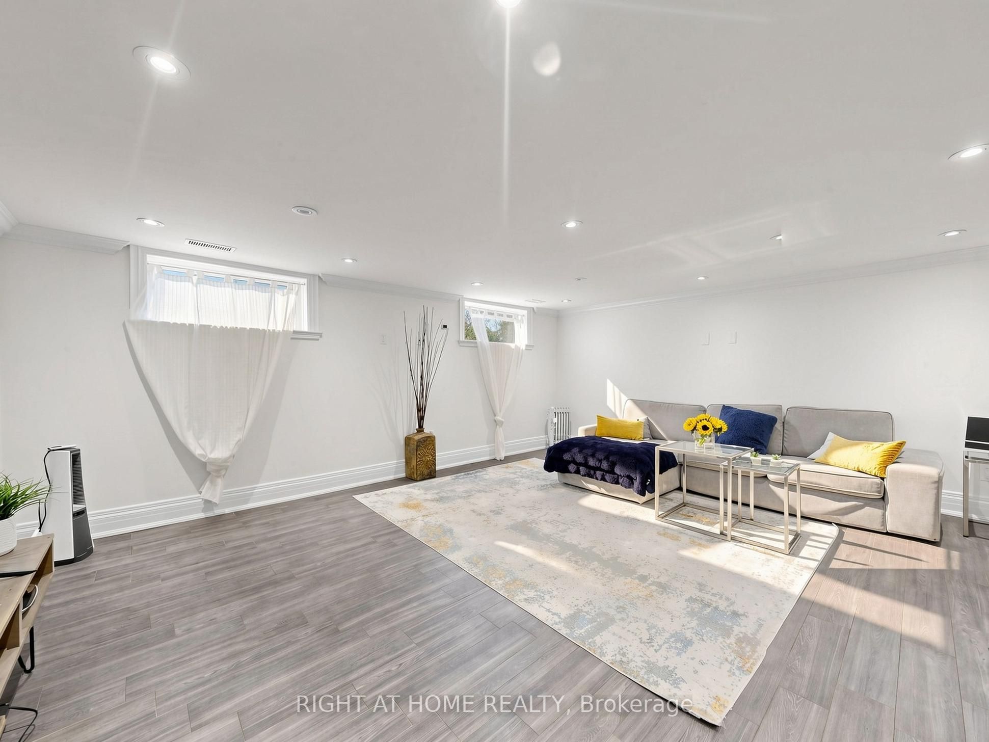 497 Northcliffe Boulevard Property Photo 22