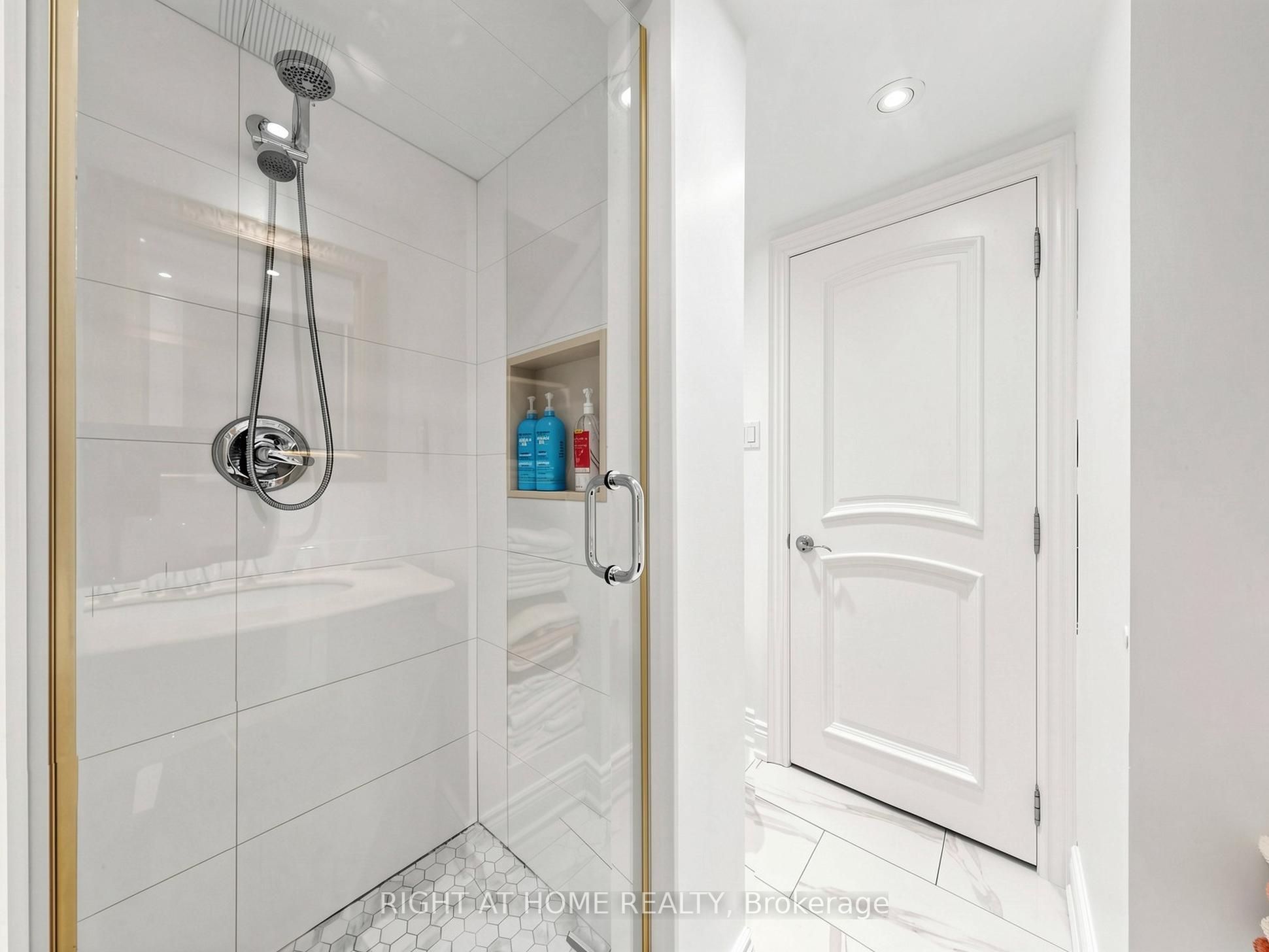 497 Northcliffe Boulevard Property Photo 29