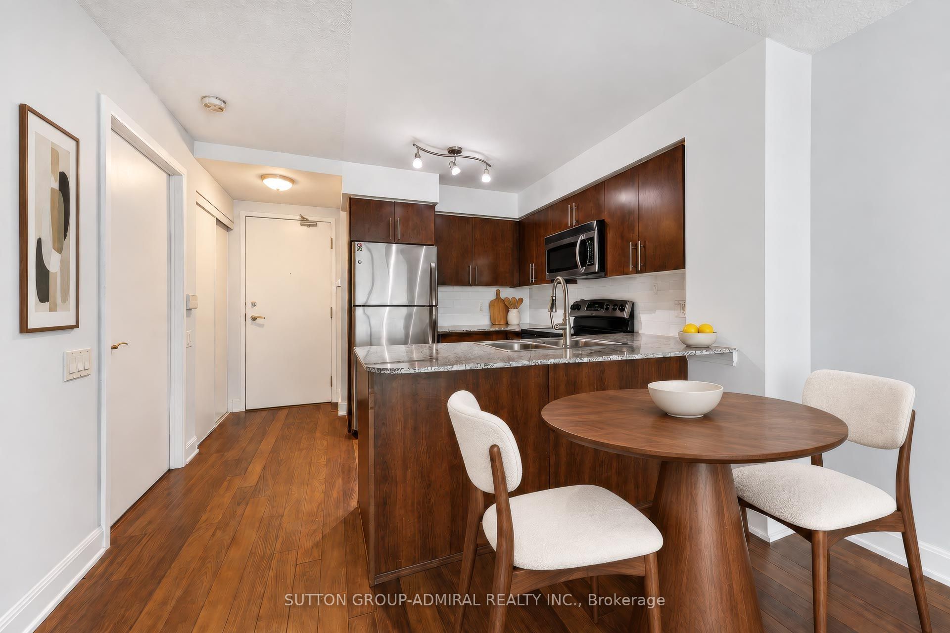 2191 Yonge Street 3210 Property Photo 7