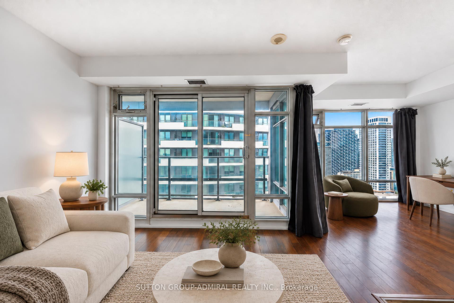 2191 Yonge Street 3210 Property Photo 11