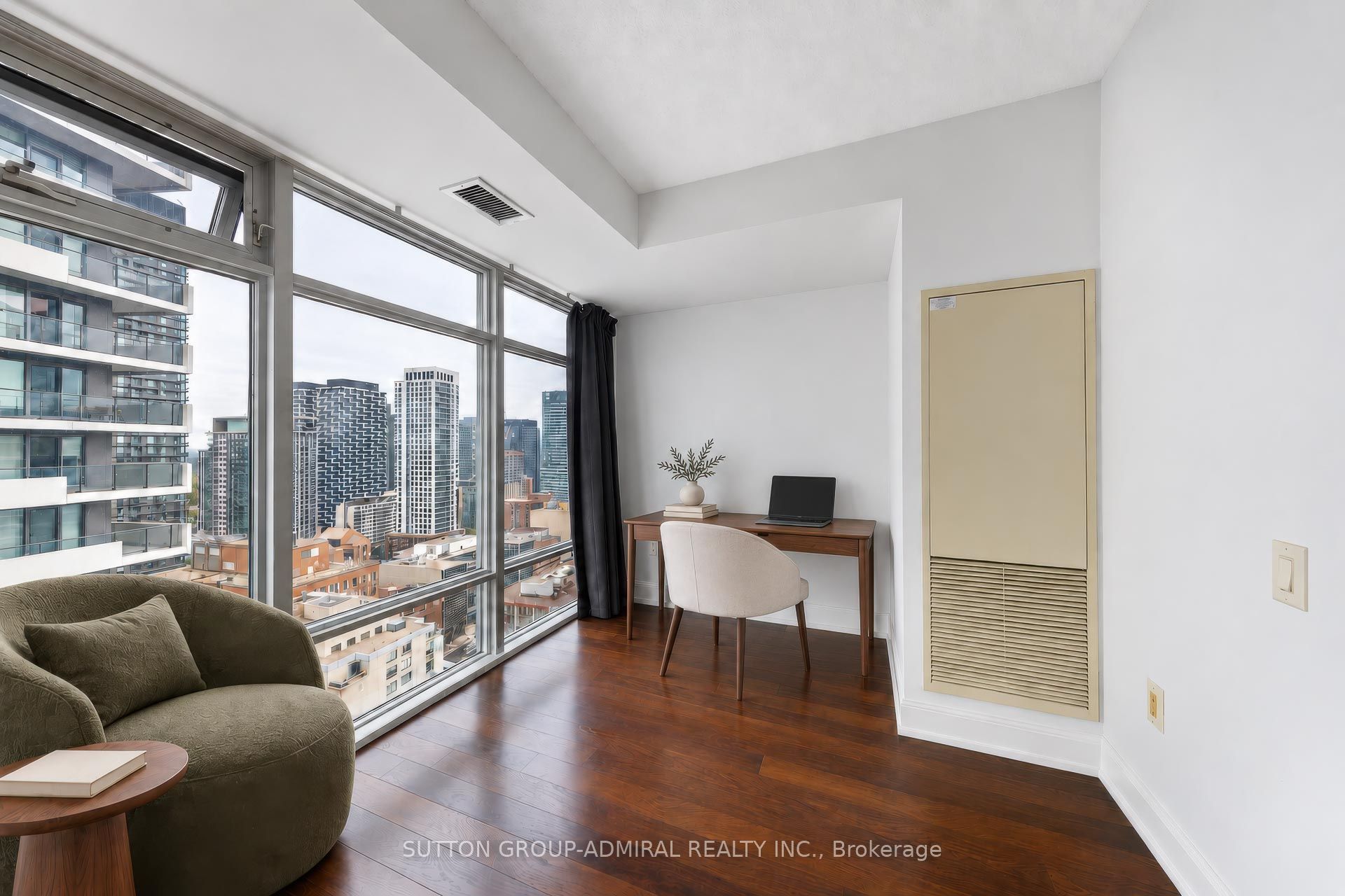 2191 Yonge Street 3210 Property Photo 13