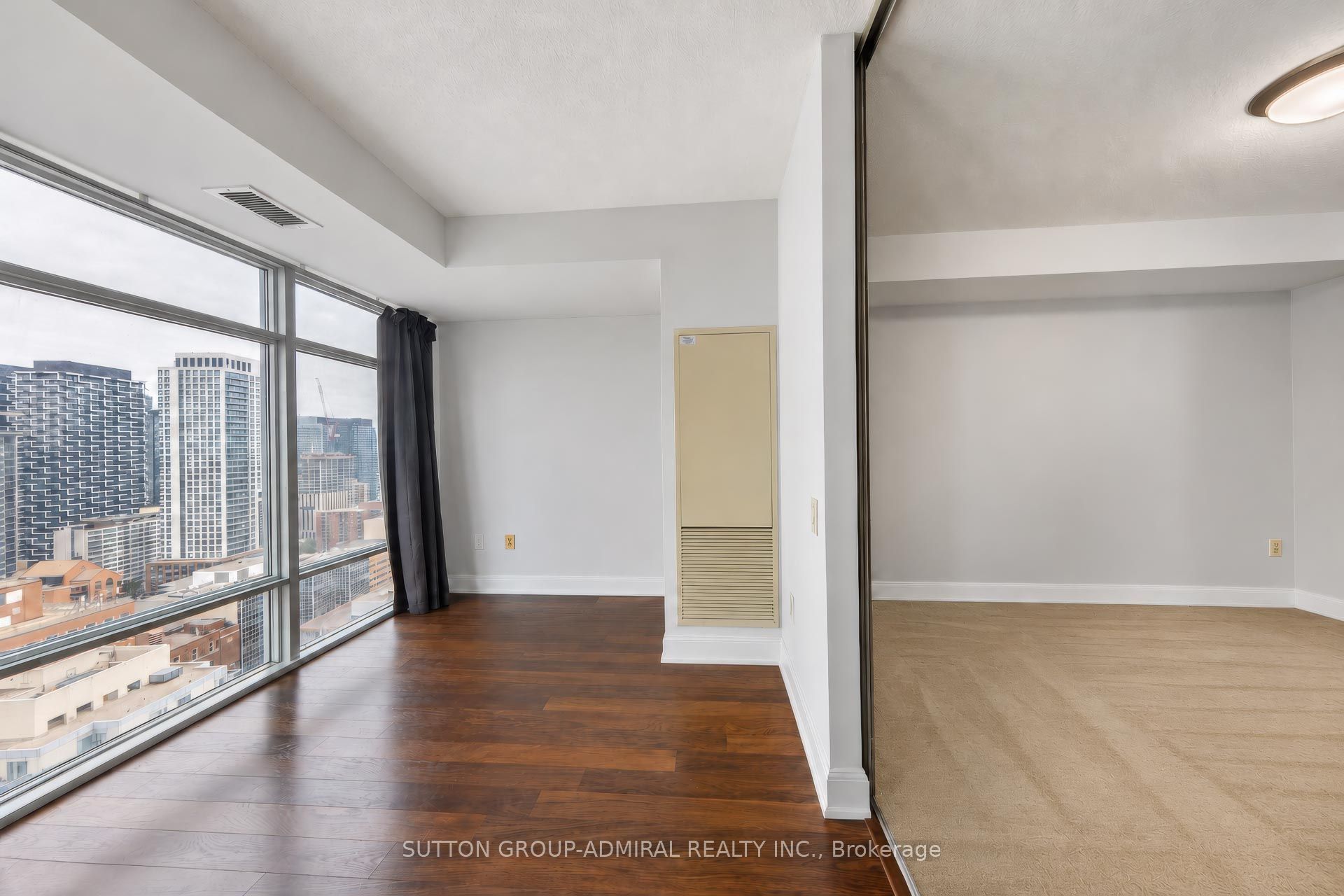 2191 Yonge Street 3210 Property Photo 32