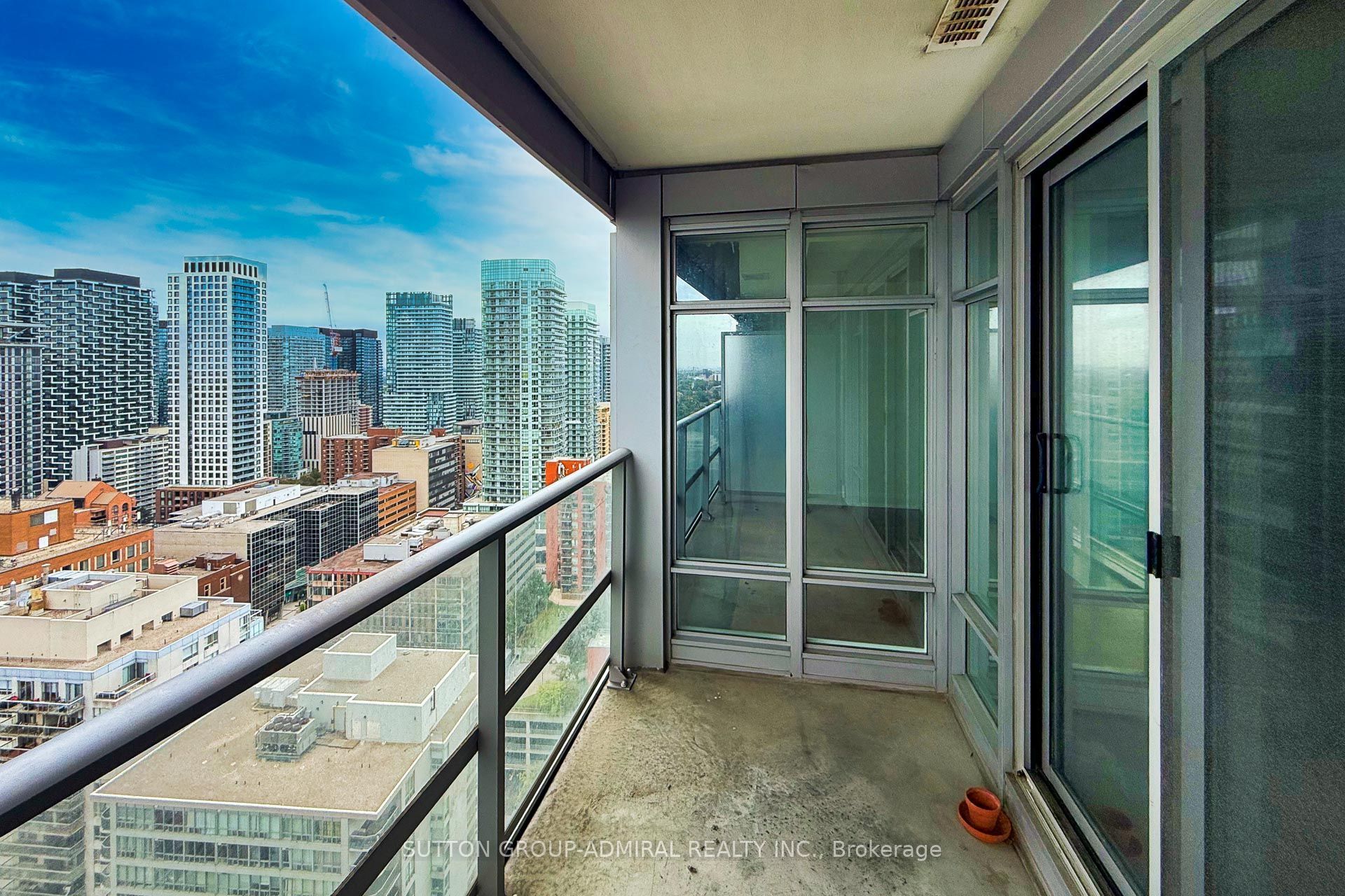 2191 Yonge Street 3210 Property Photo 35