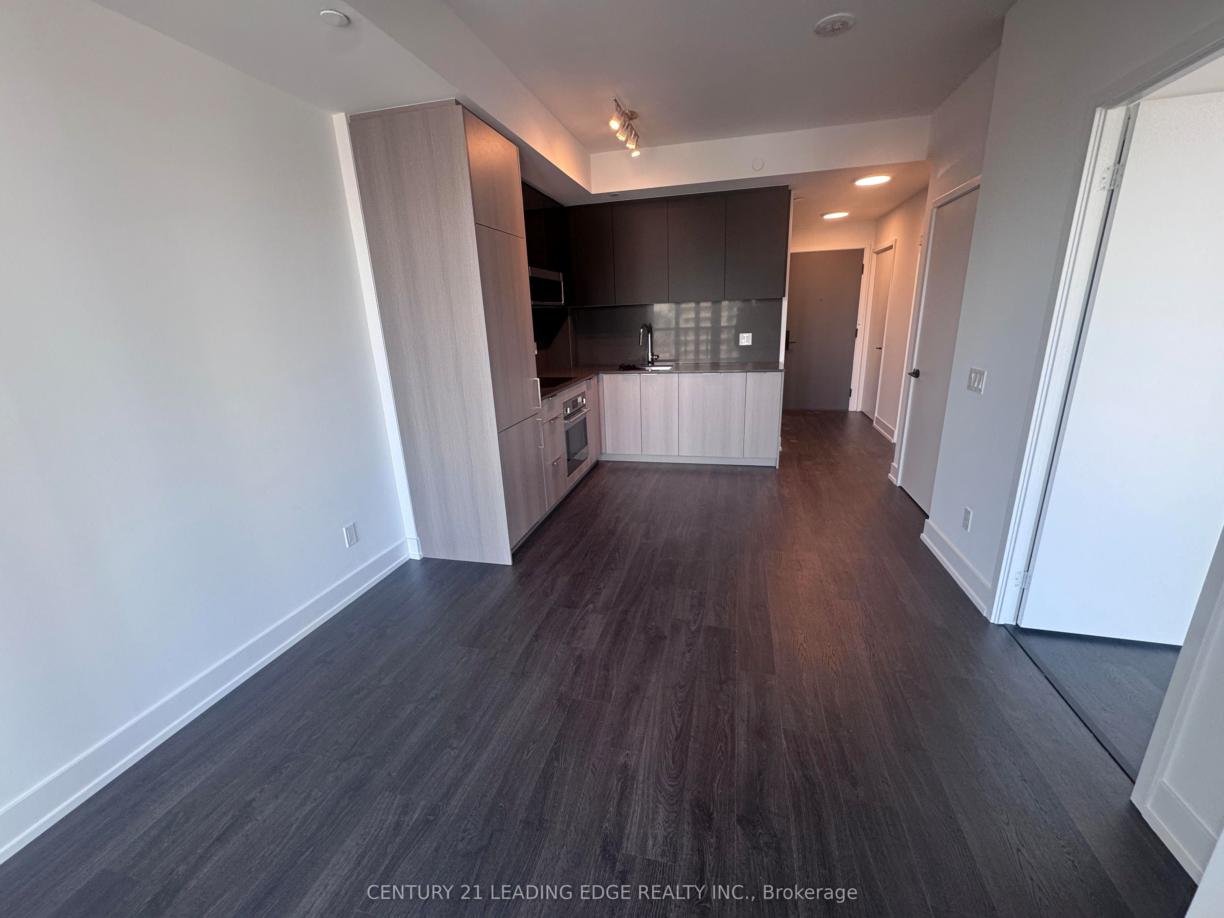 308 Jarvis Street 2407 Property Photo 3