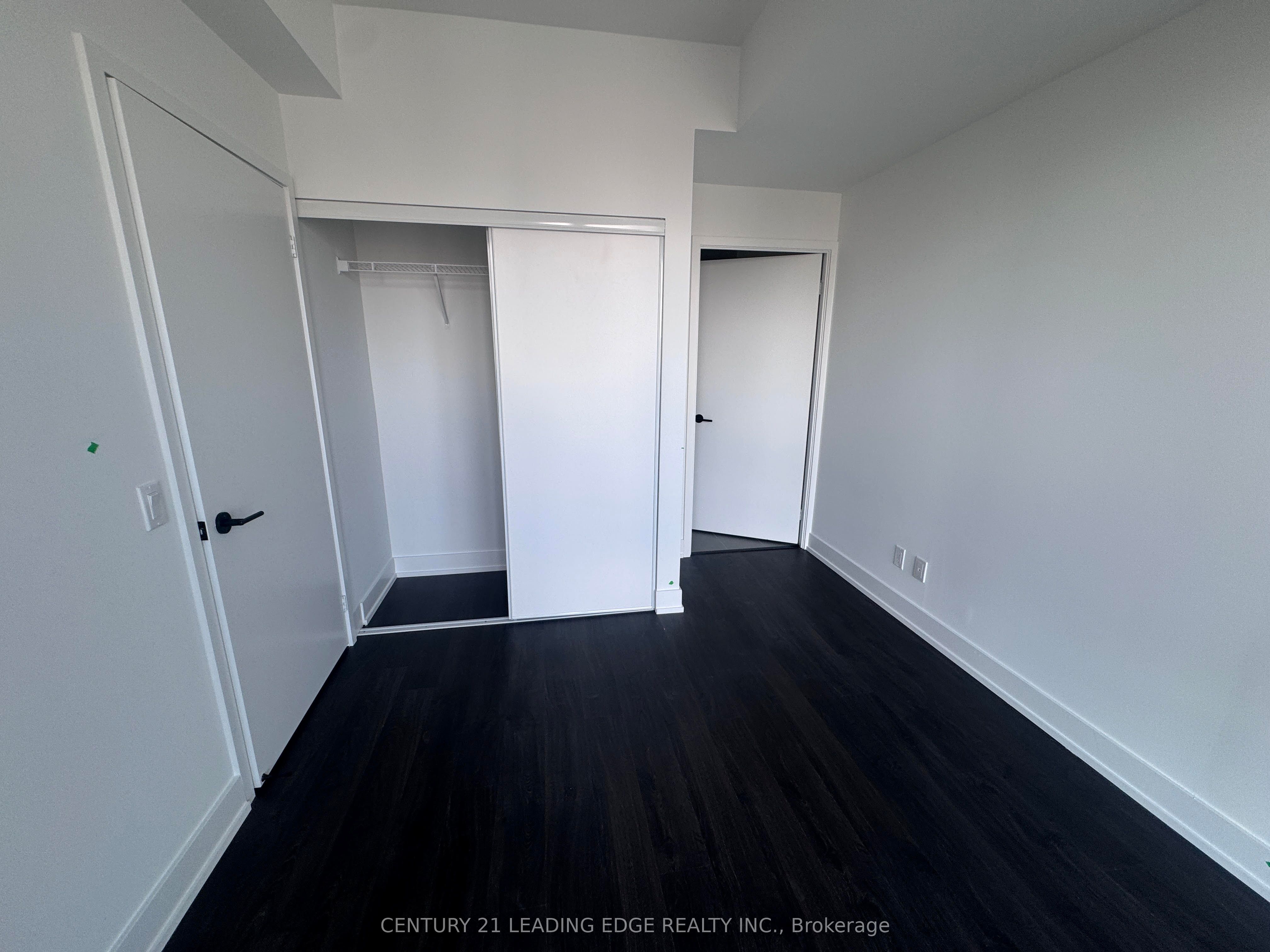 308 Jarvis Street 2407 Property Photo 5