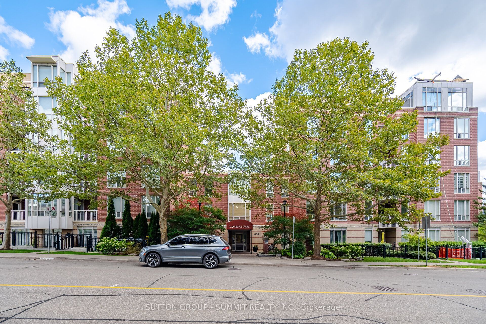 455 Rosewell Avenue 205 Property Photo 1