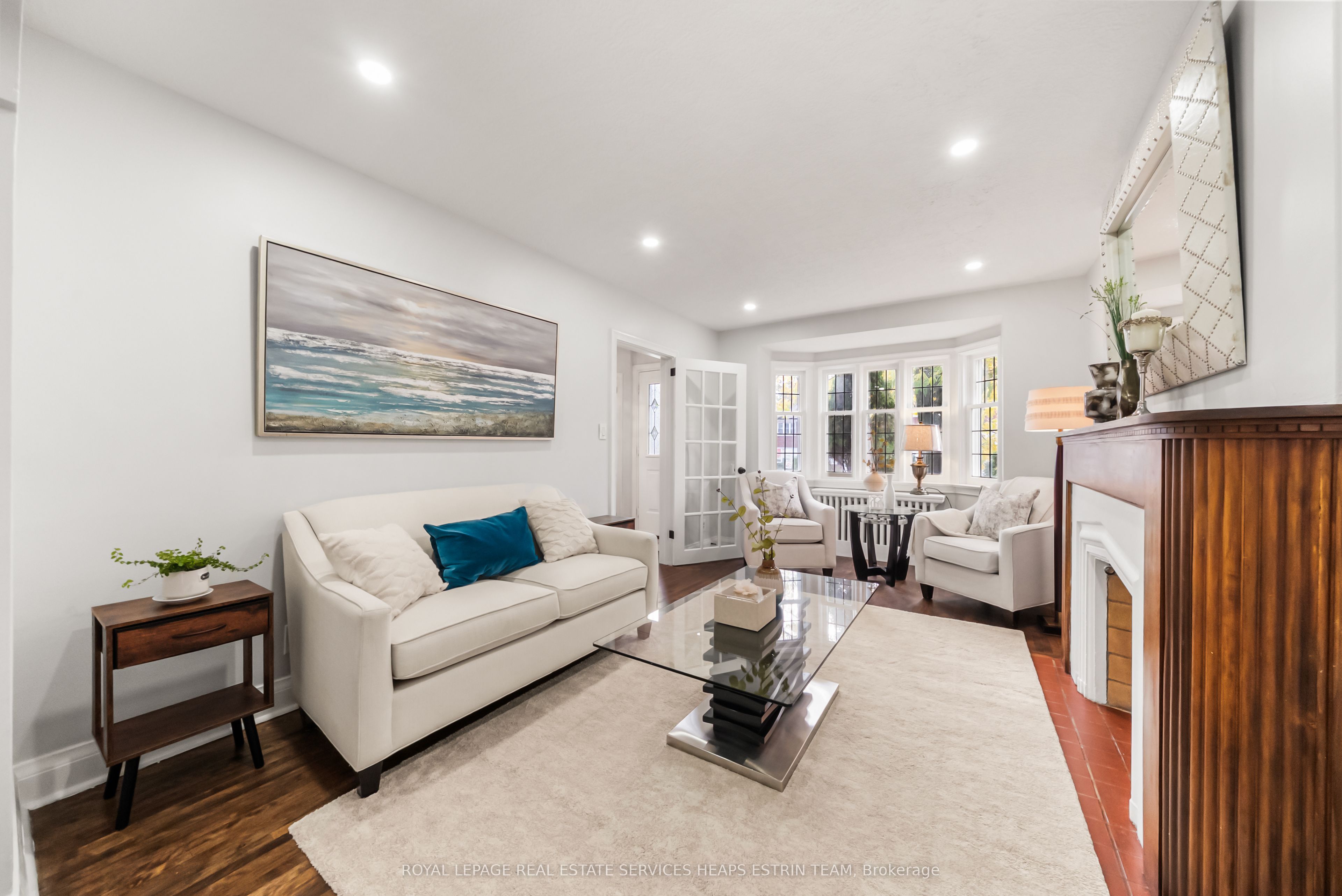 770 Eglinton Avenue E Property Photo 3