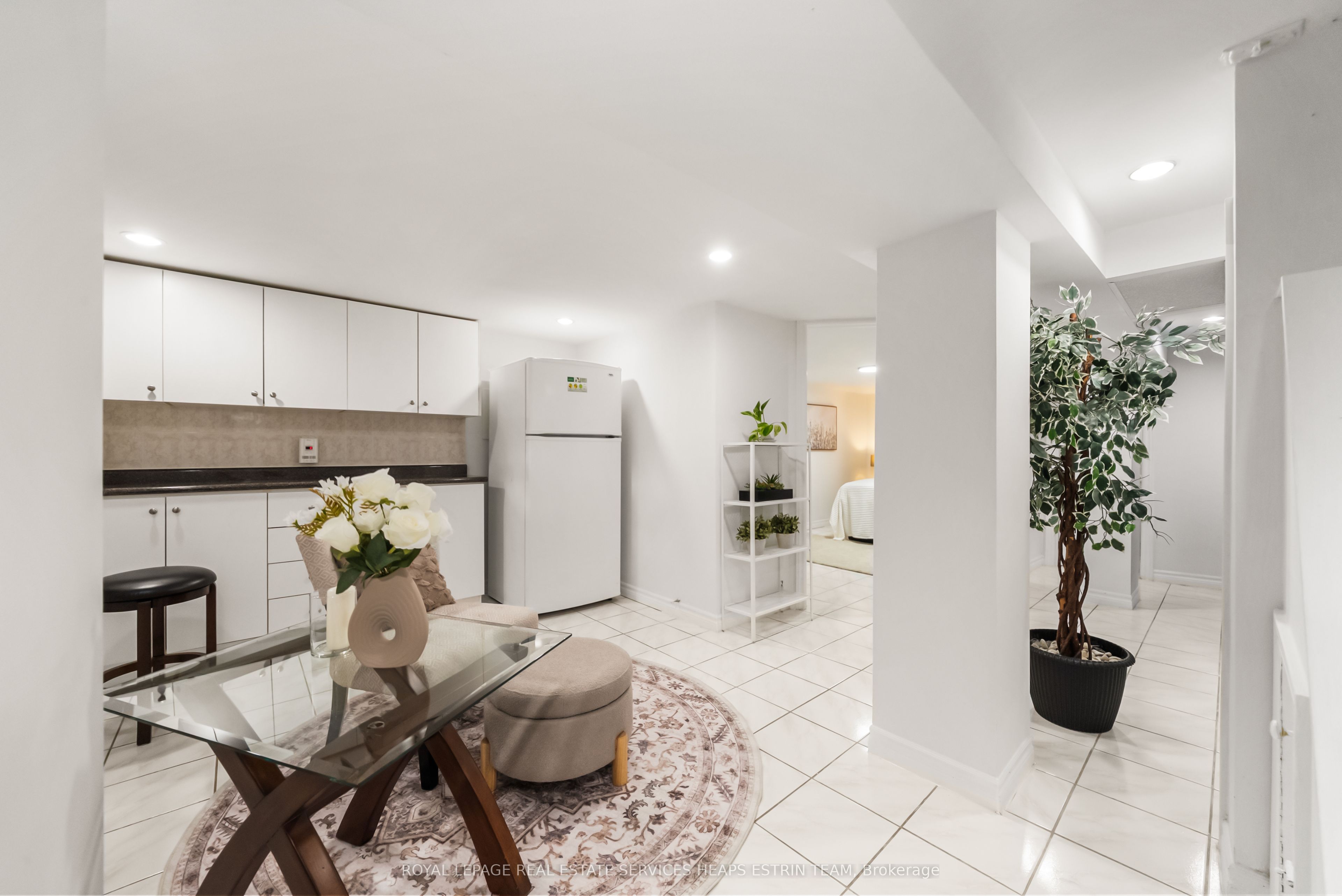 770 Eglinton Avenue E Property Photo 28