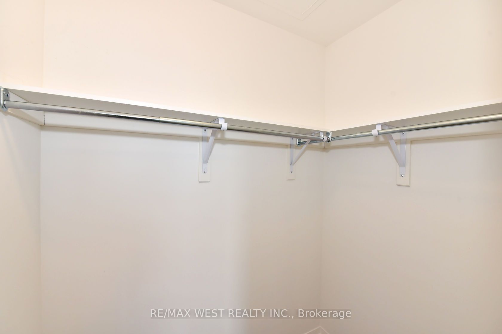 591 Sheppard Avenue E 622 Property Photo 28