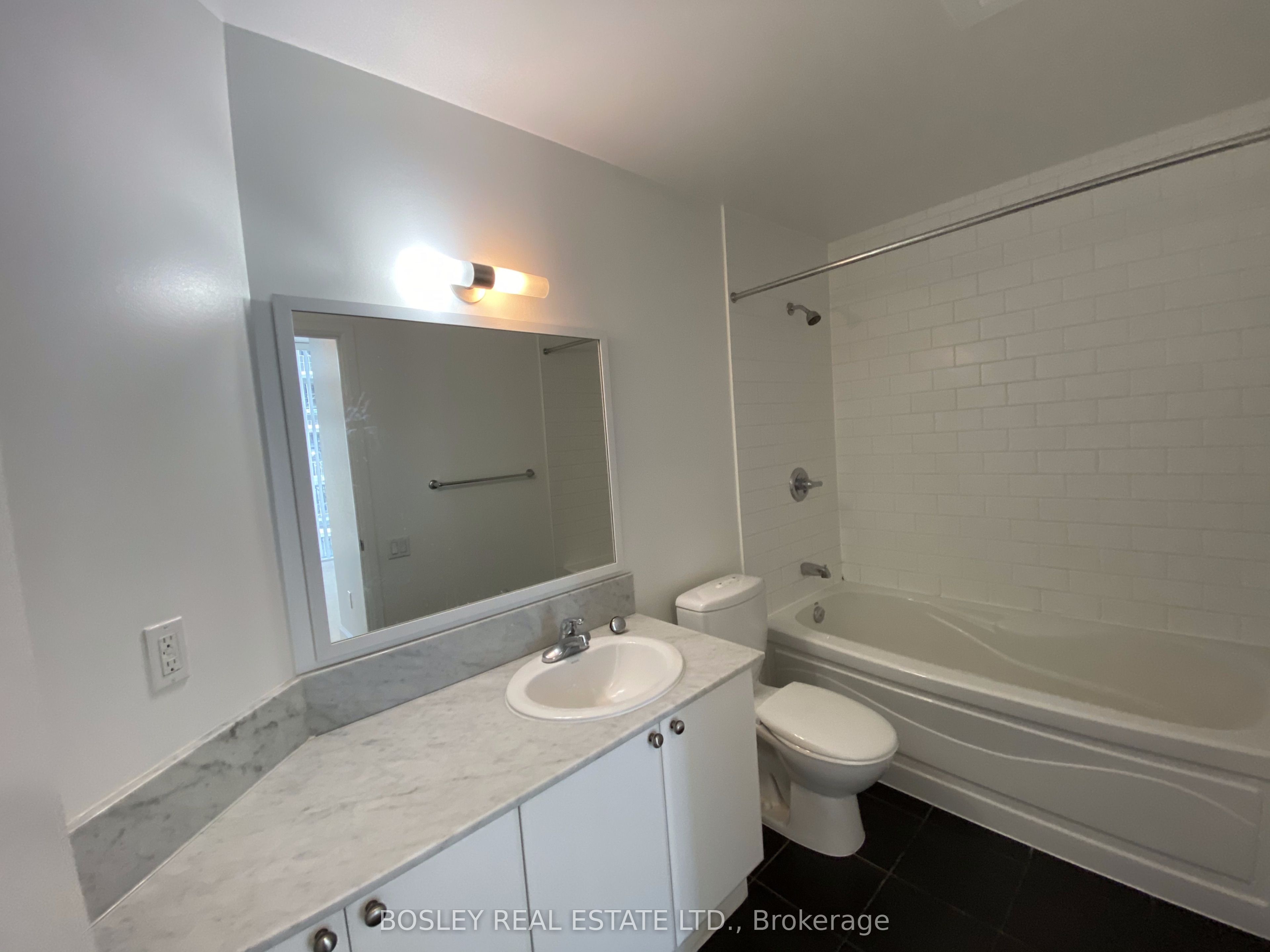 2191 Yonge Street 3311 Property Photo 10