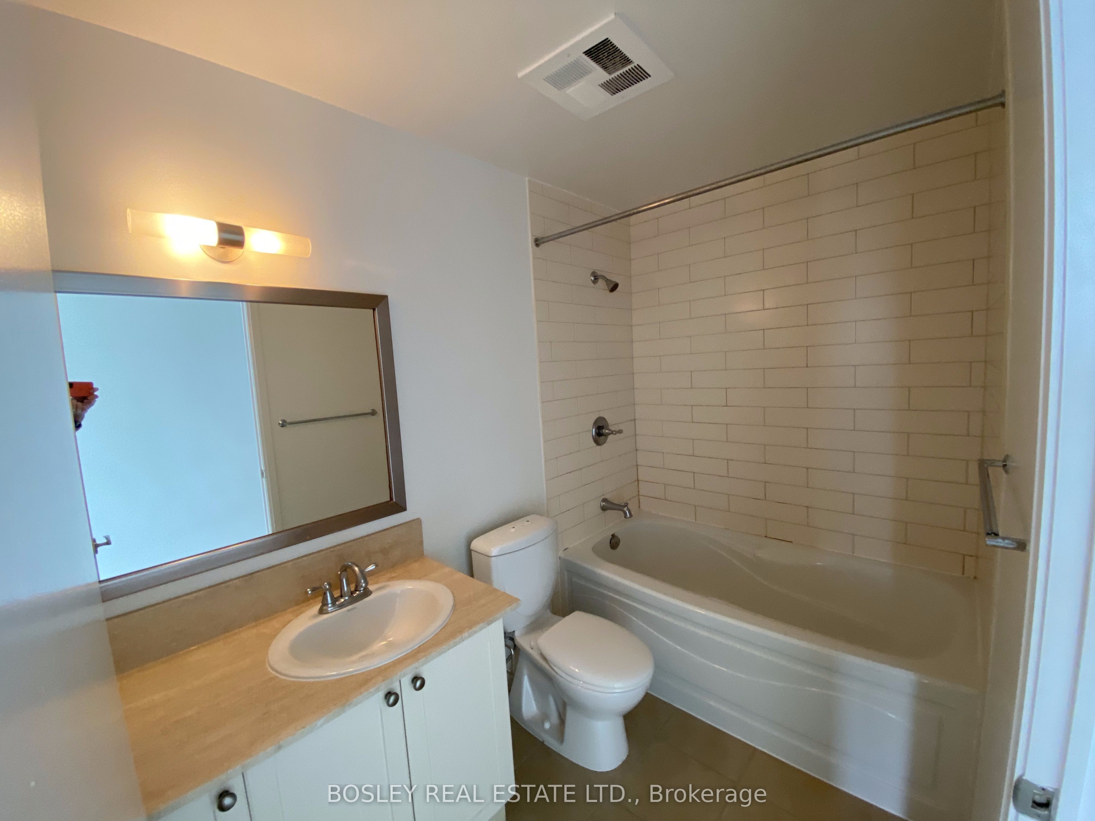 2191 Yonge Street 3311 Property Photo 14