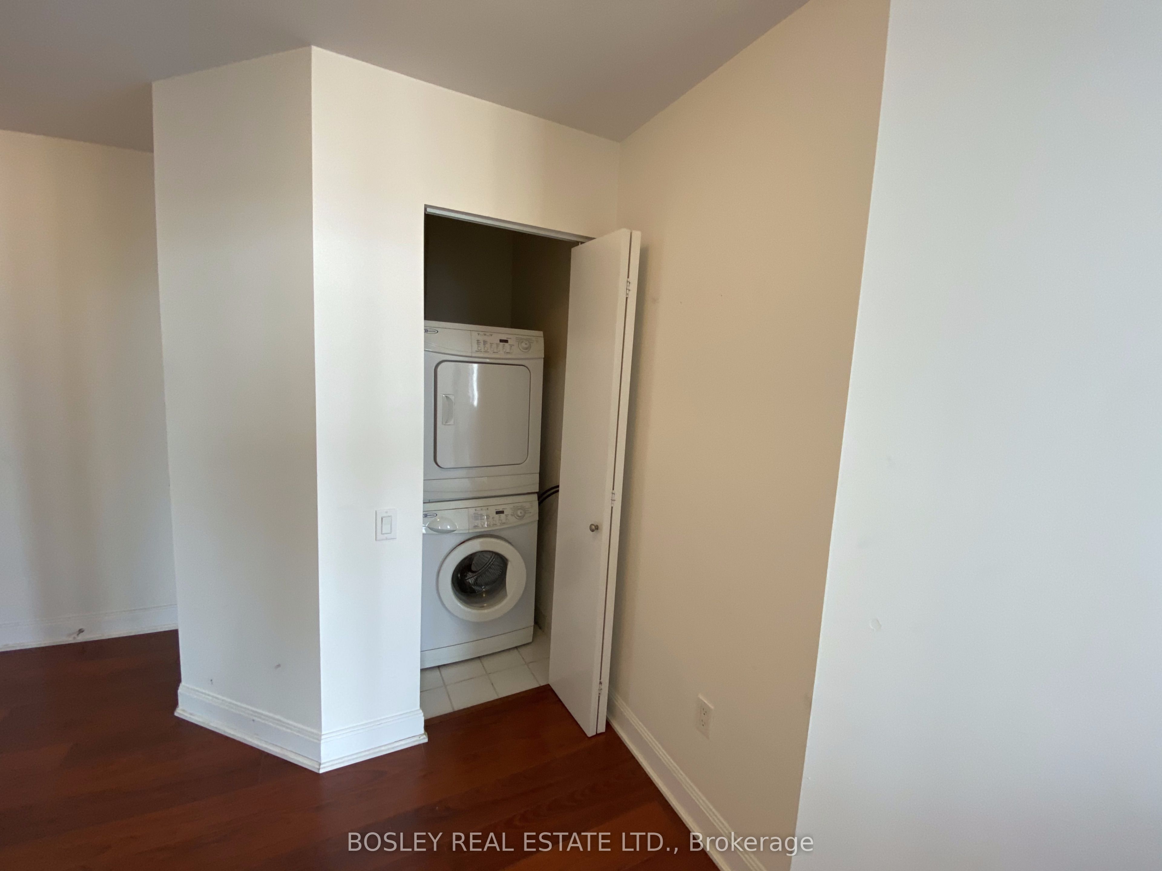 2191 Yonge Street 3311 Property Photo 17