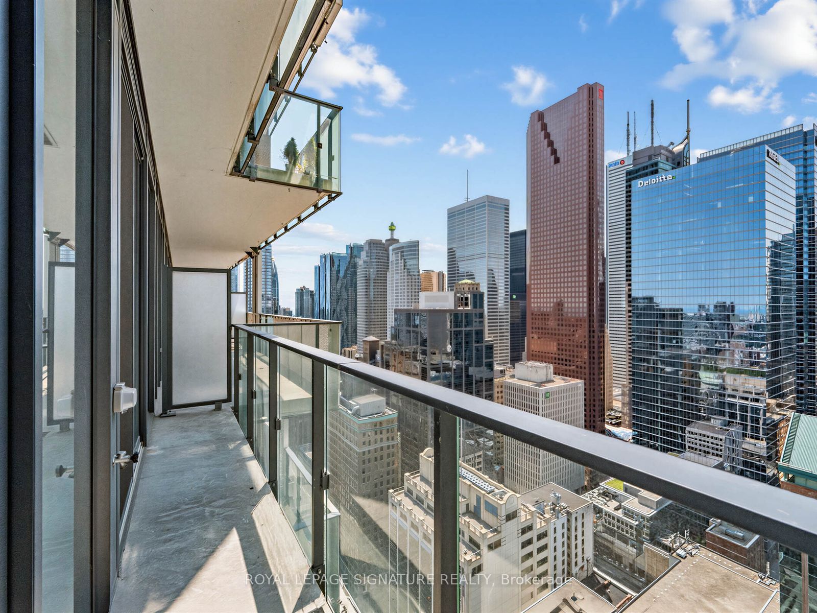 20 Lombard Street 3707 Property Photo 21