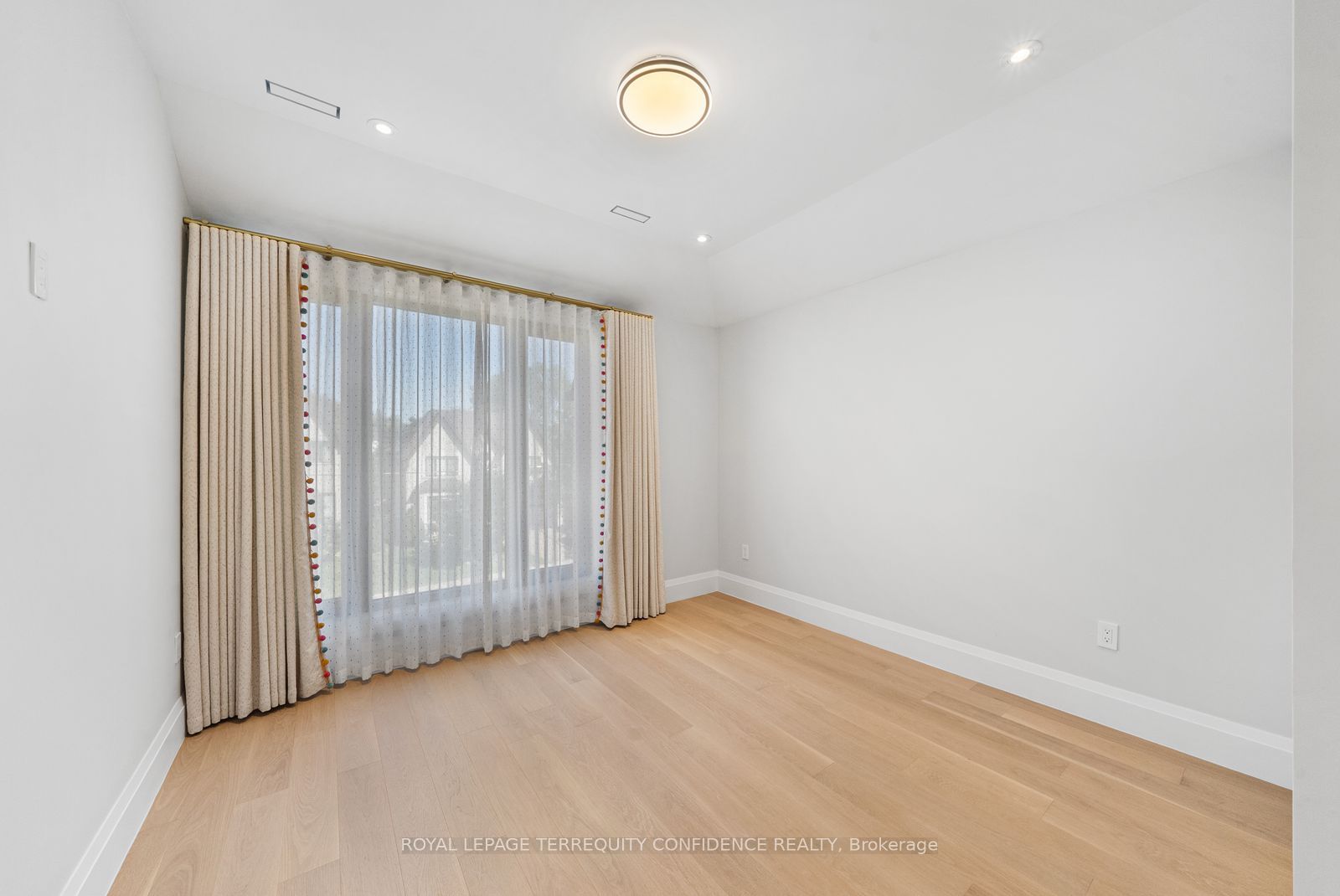 333 Horsham Avenue Property Photo 28