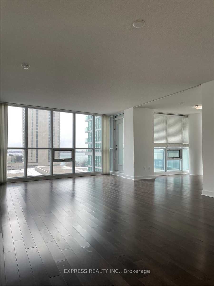 18 Harbour Street 1010 Property Photo 4
