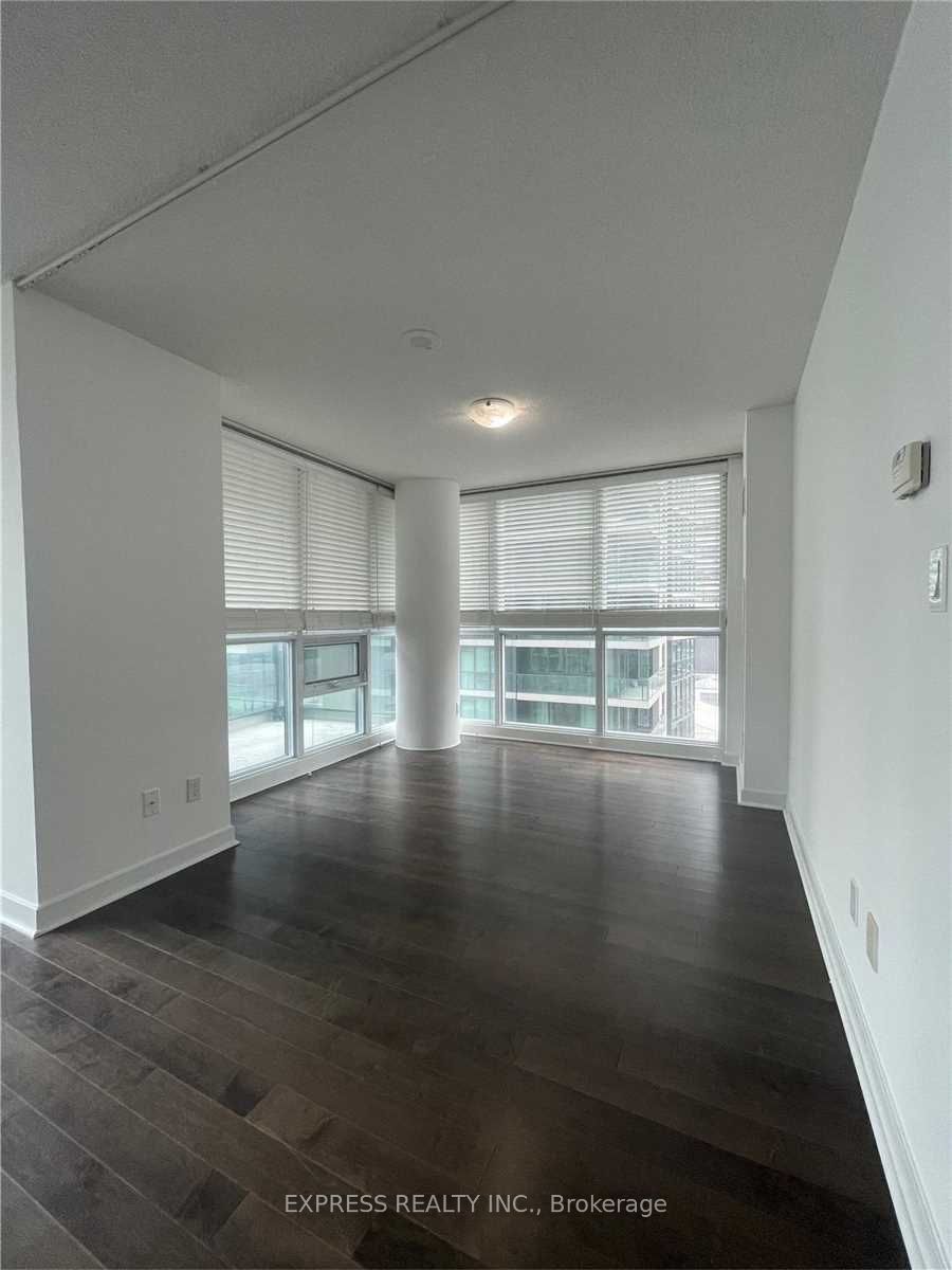 18 Harbour Street 1010 Property Photo 5