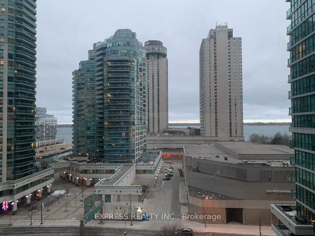 18 Harbour Street 1010 Property Photo 14